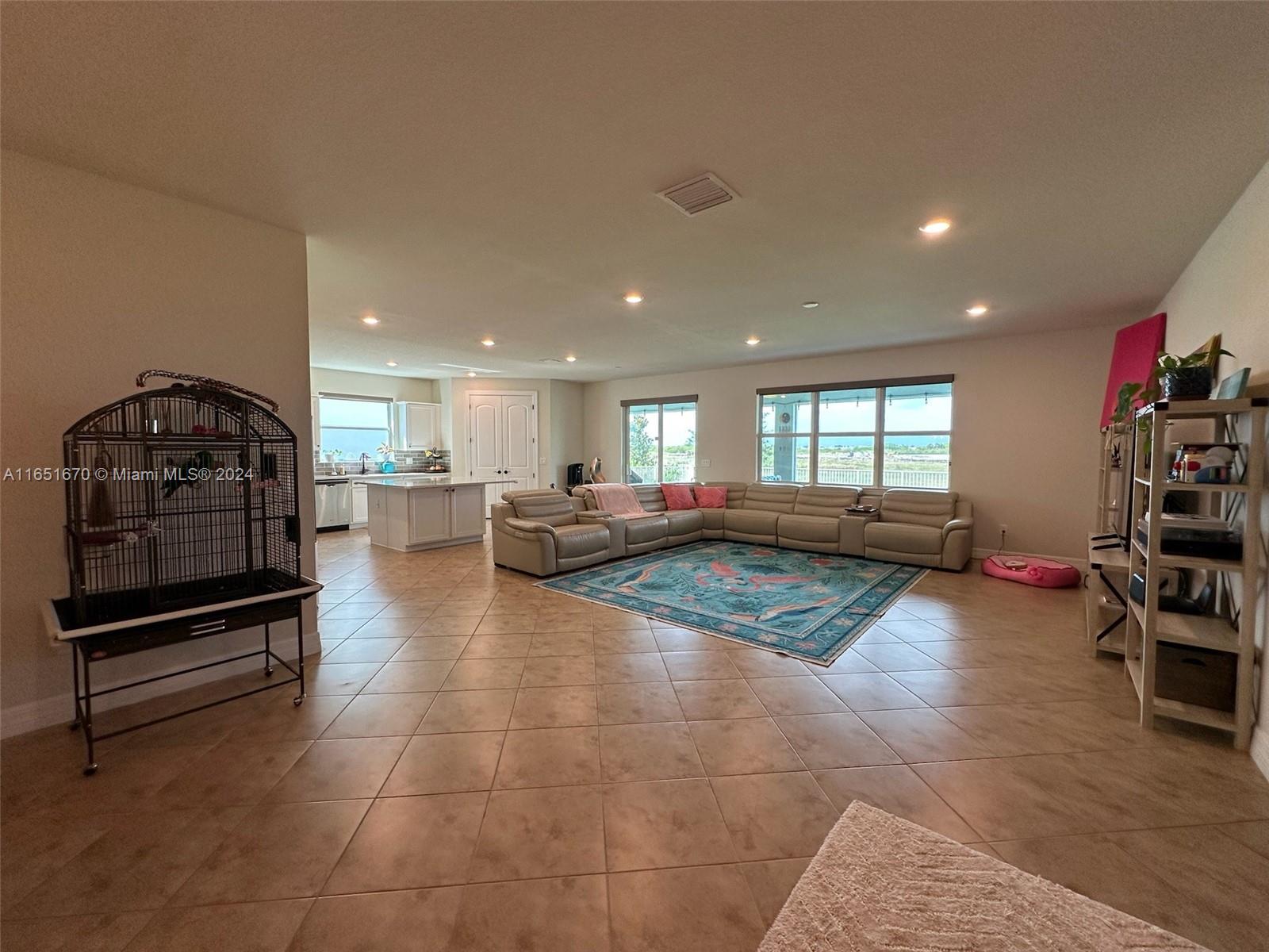 Photo 10 of 41 of 10479 SW Captiva Dr house