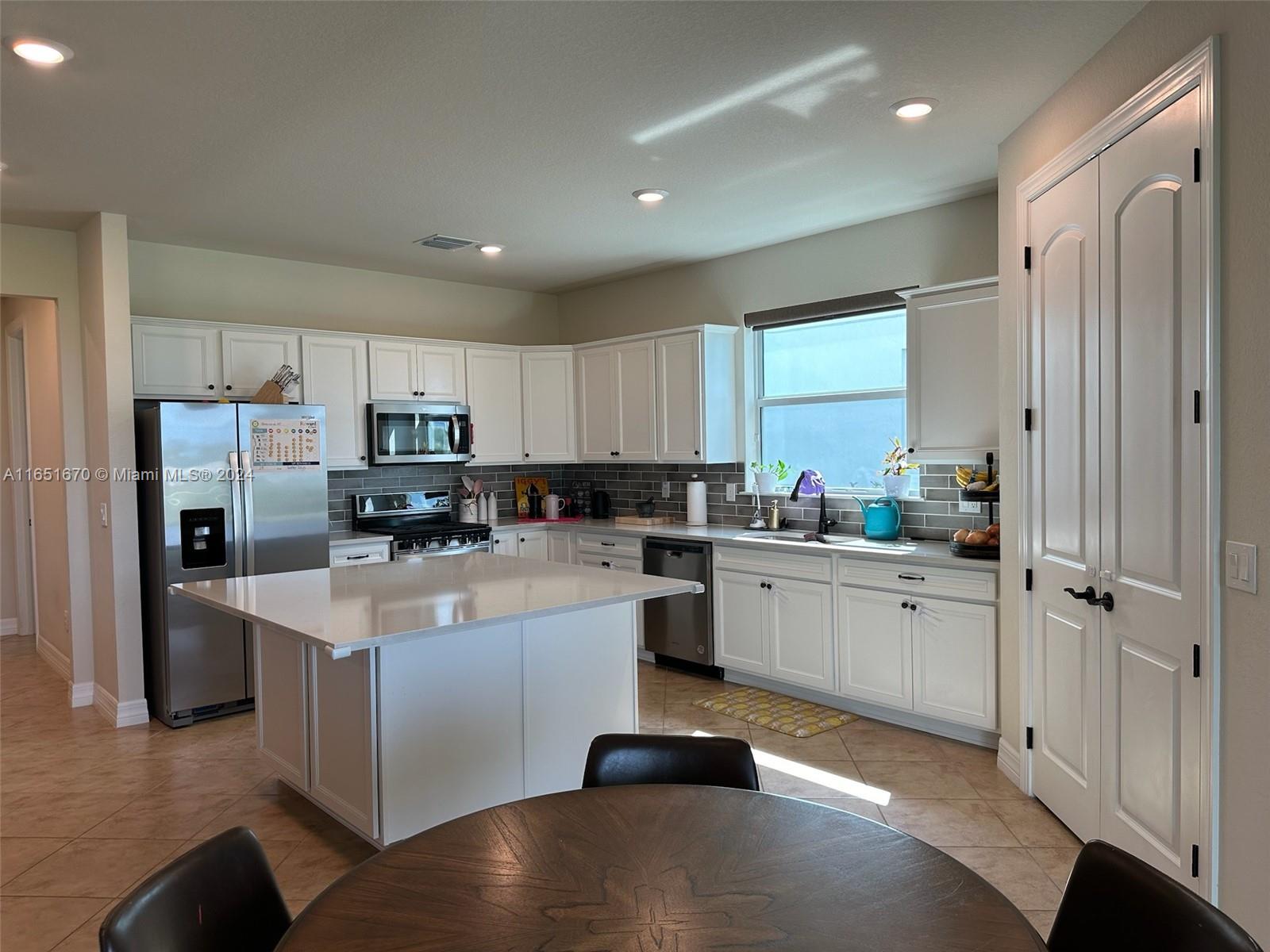 Photo 14 of 41 of 10479 SW Captiva Dr house