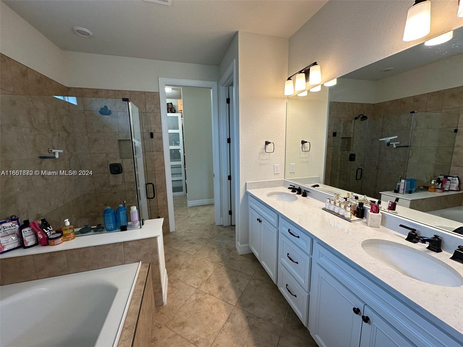 Photo 26 of 41 of 10479 SW Captiva Dr house