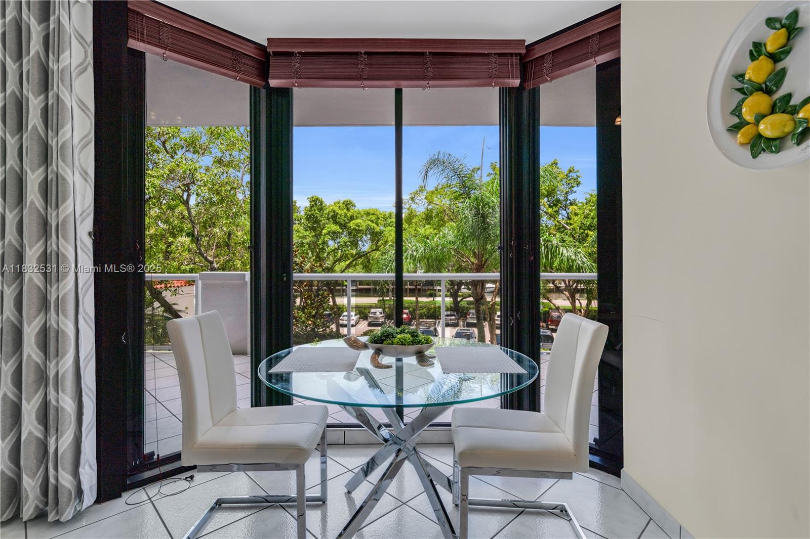 HARBORSIDE AT THE WATERWAs - Residential