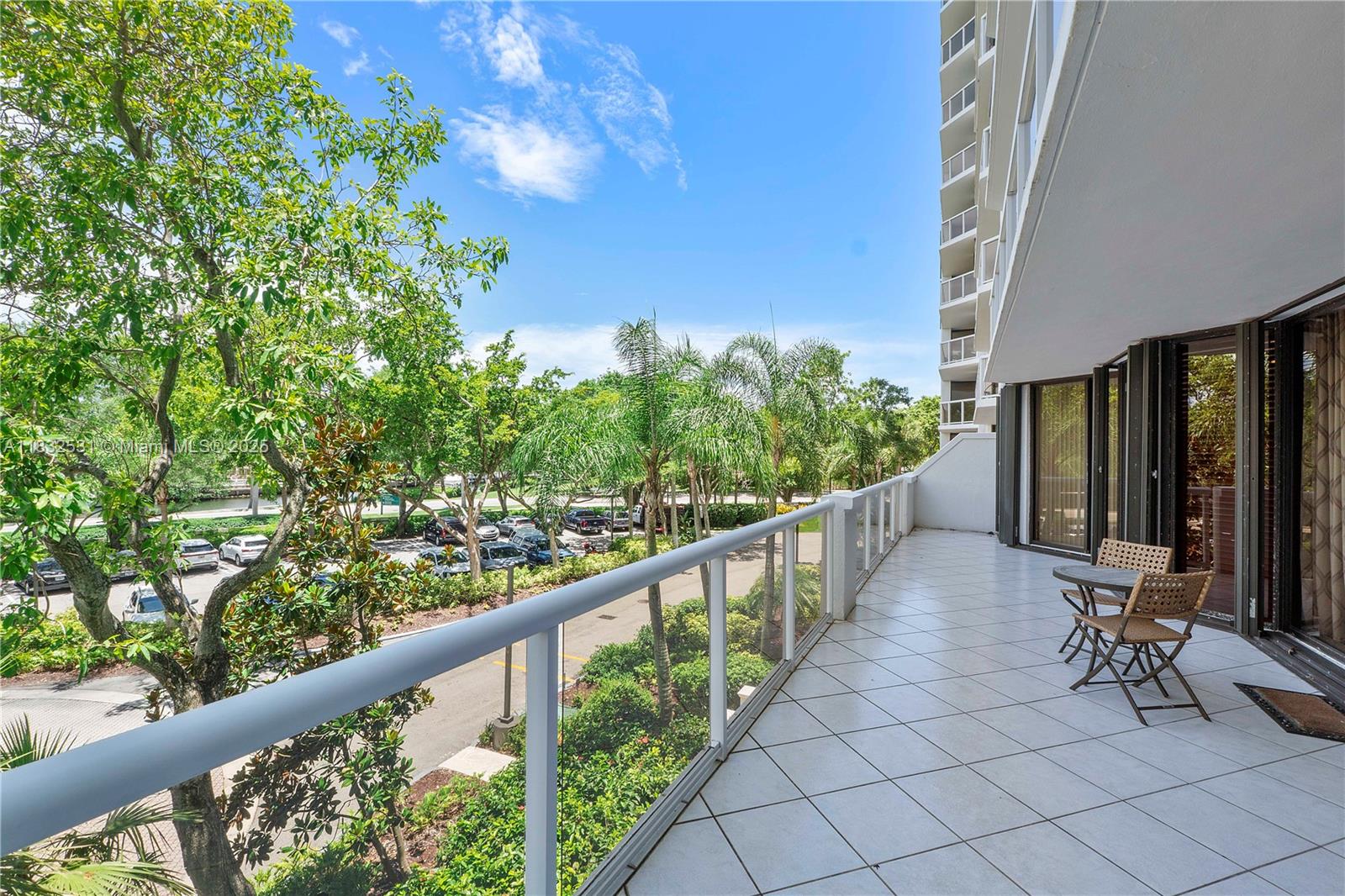 HARBORSIDE AT THE WATERWAs - Residential