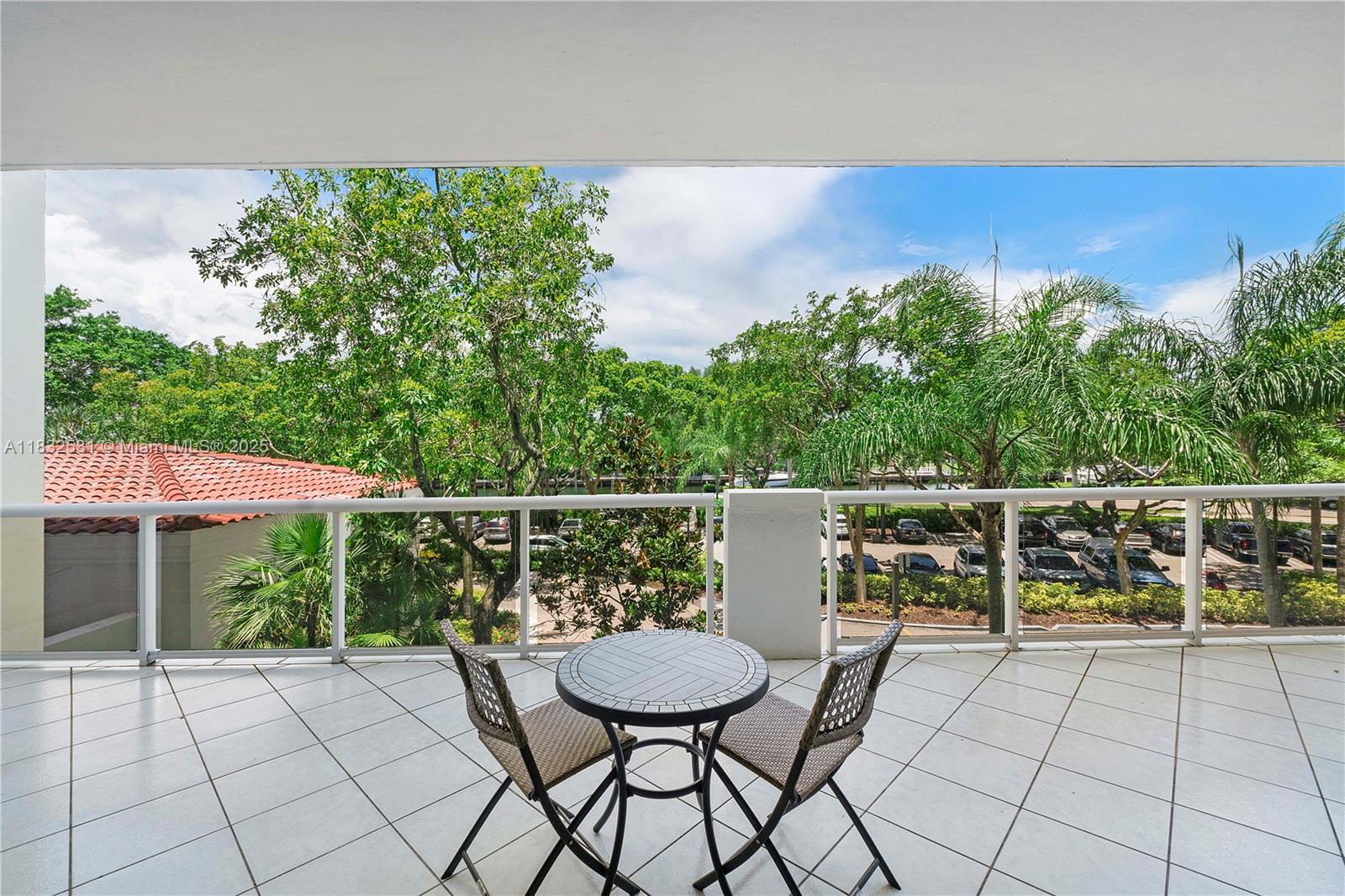 HARBORSIDE AT THE WATERWAs - Residential