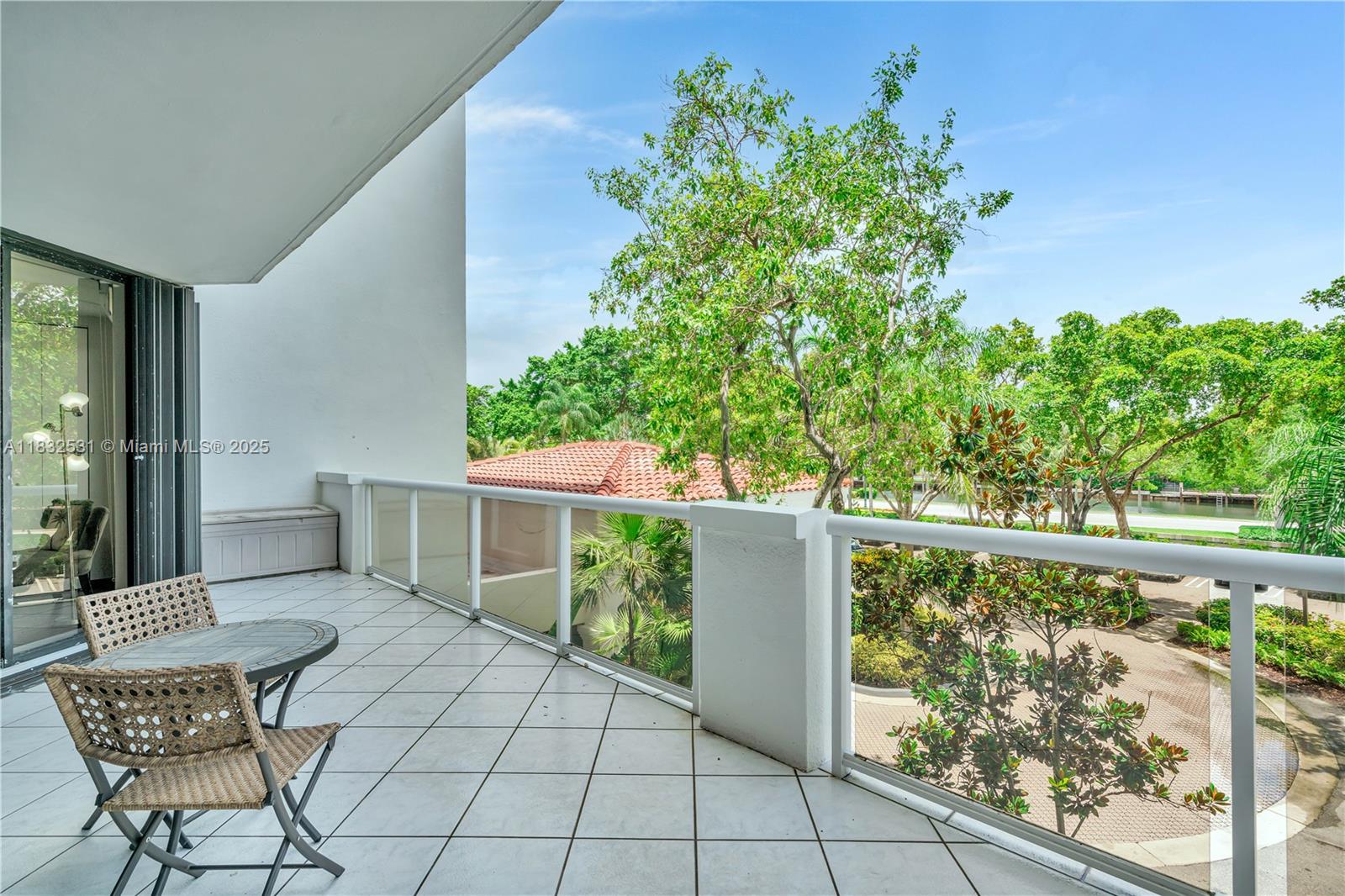 3640 Yacht Club Dr 203