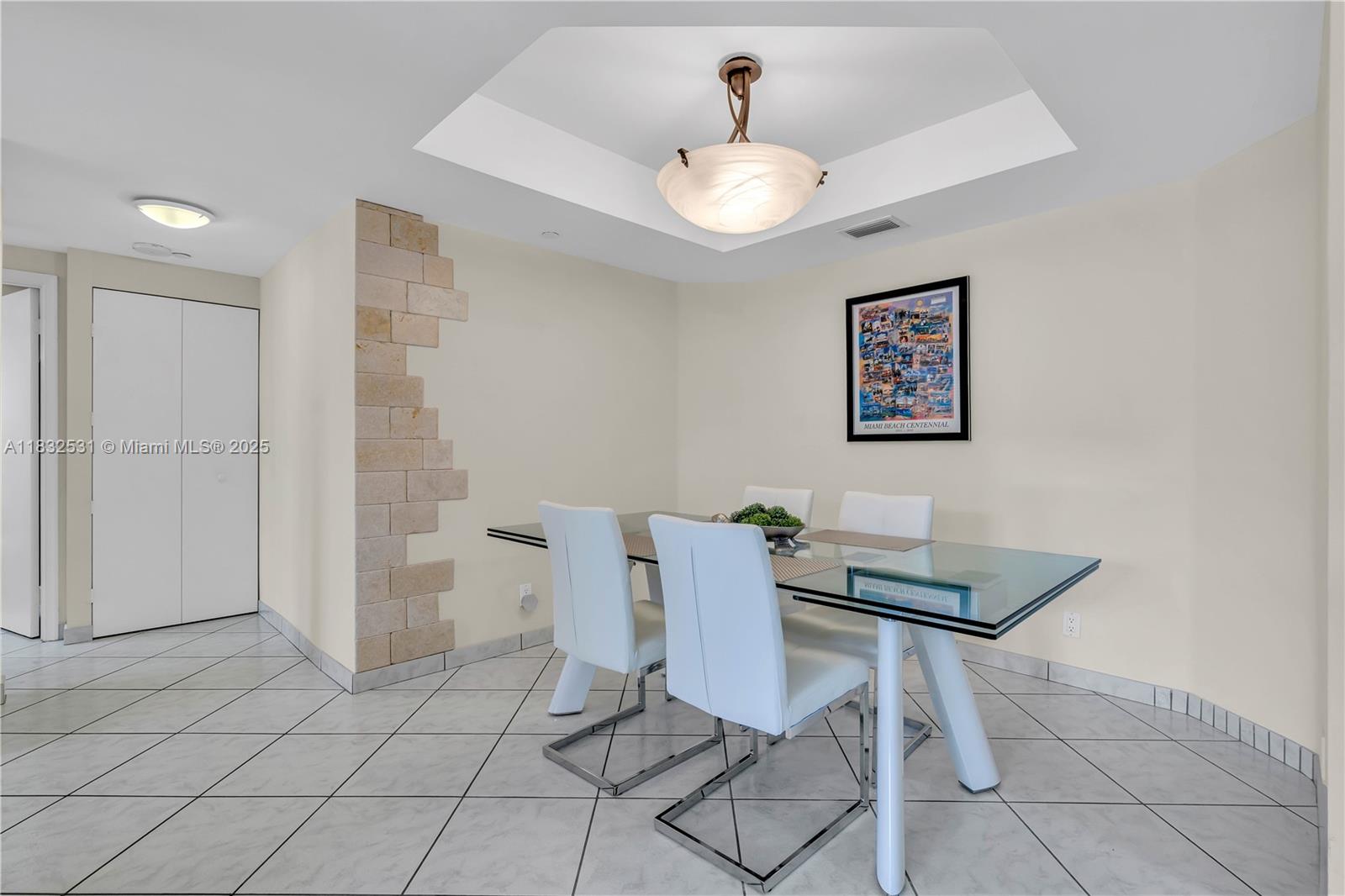 HARBORSIDE AT THE WATERWAs - Residential