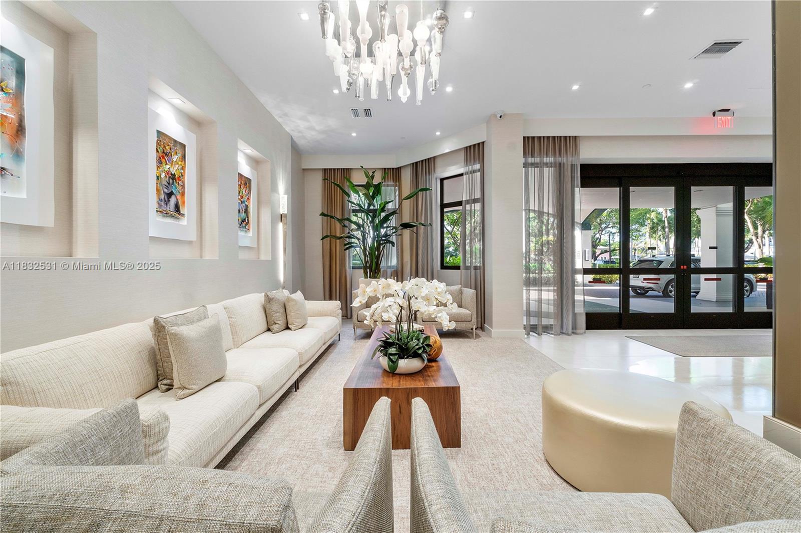 HARBORSIDE AT THE WATERWAs - Residential