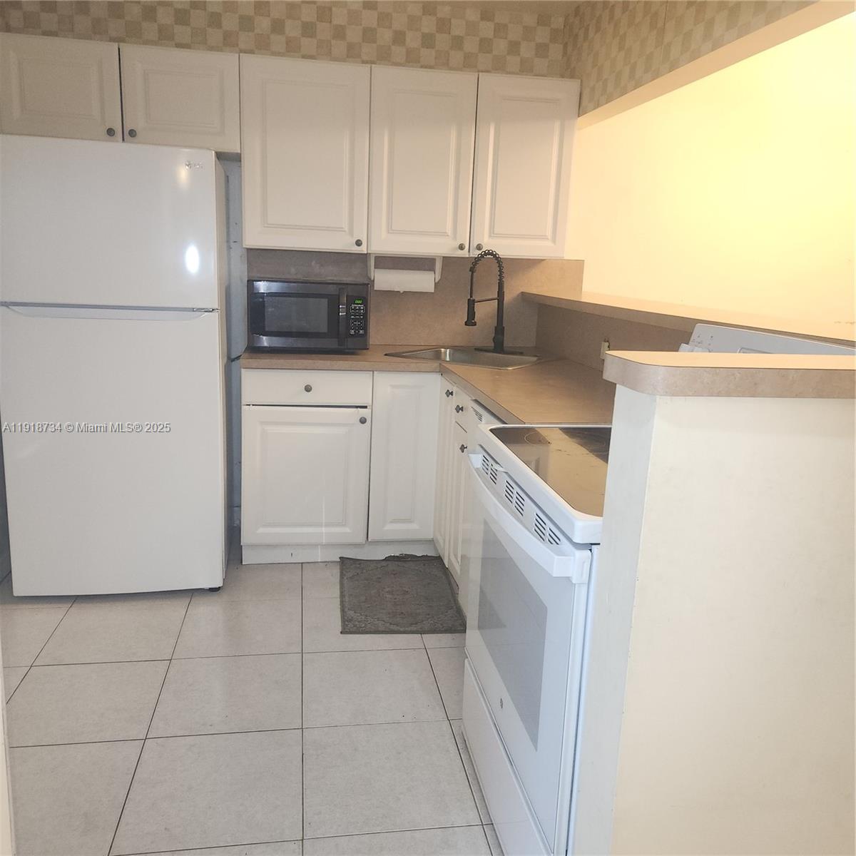 View photos, virtual tours, details... 5800 NW 64th Ave 108