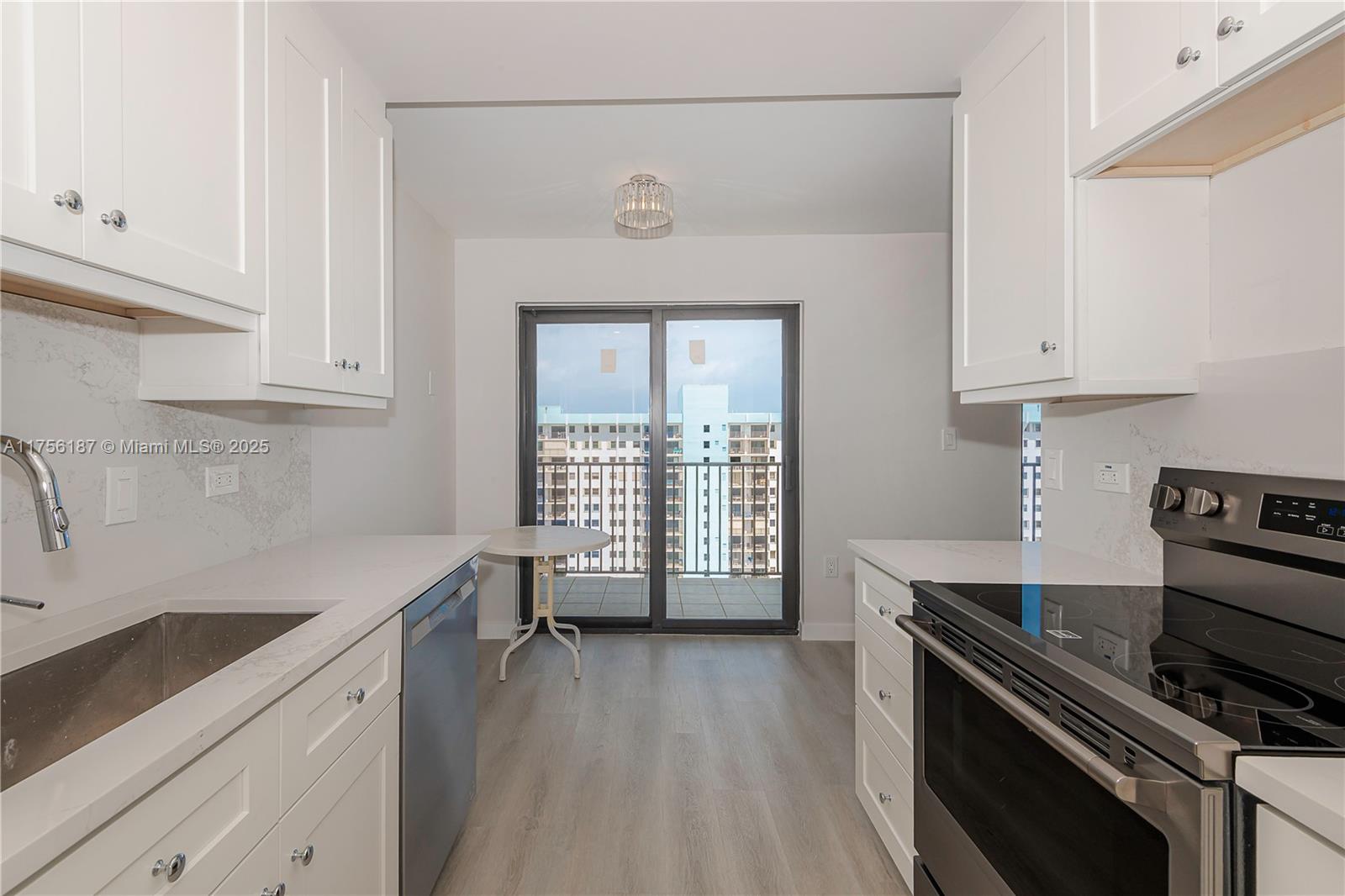 1201 S Ocean Dr 2509S