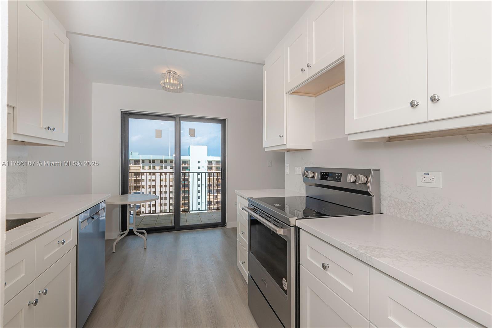 Property for Sale at 1201 S Ocean Dr 2509S, Hollywood, Broward County, Florida - Bedrooms: 1 
Bathrooms: 2  - $650,000