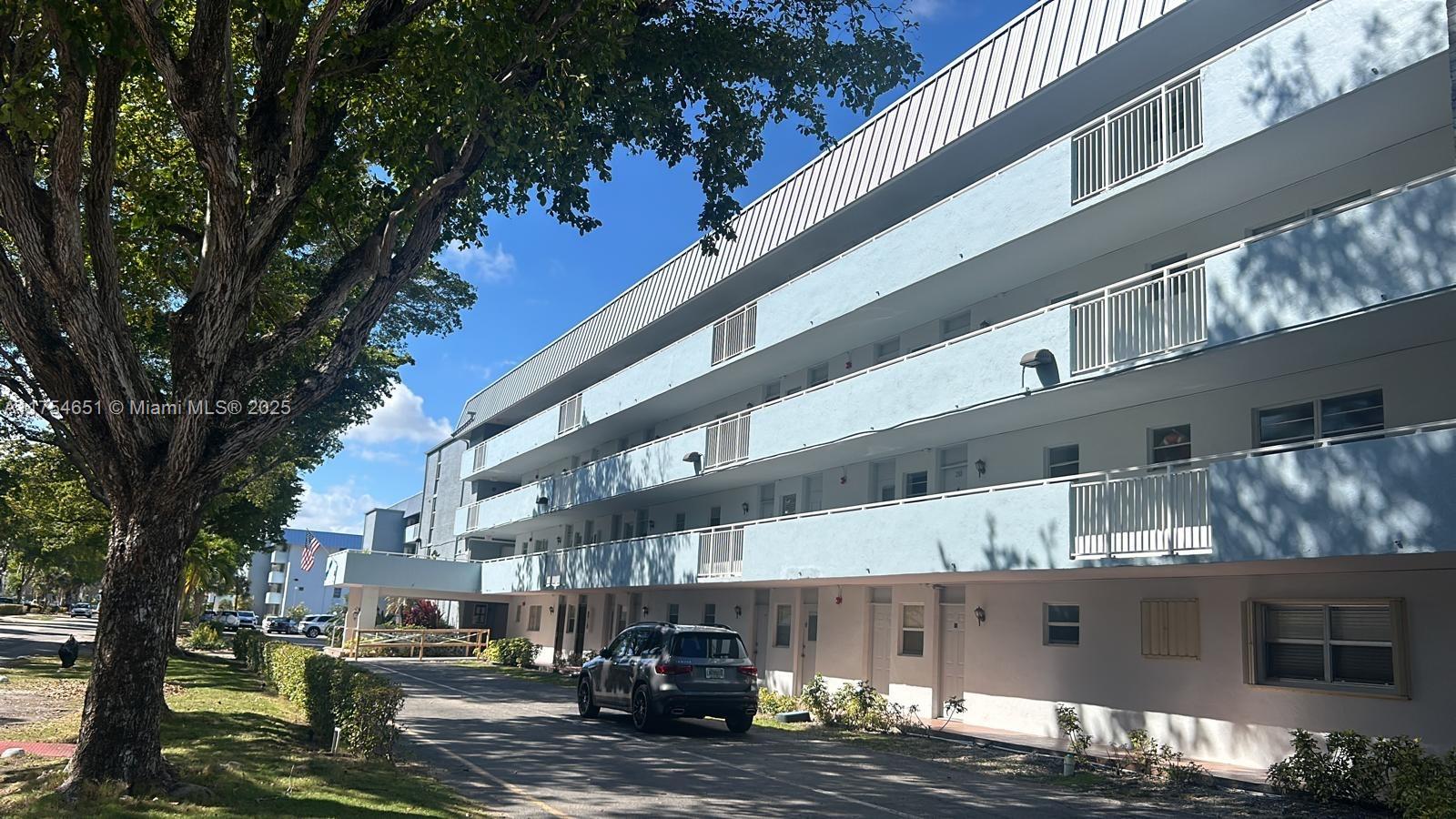 EDEN ISLES CONDO PART 2 - Residential