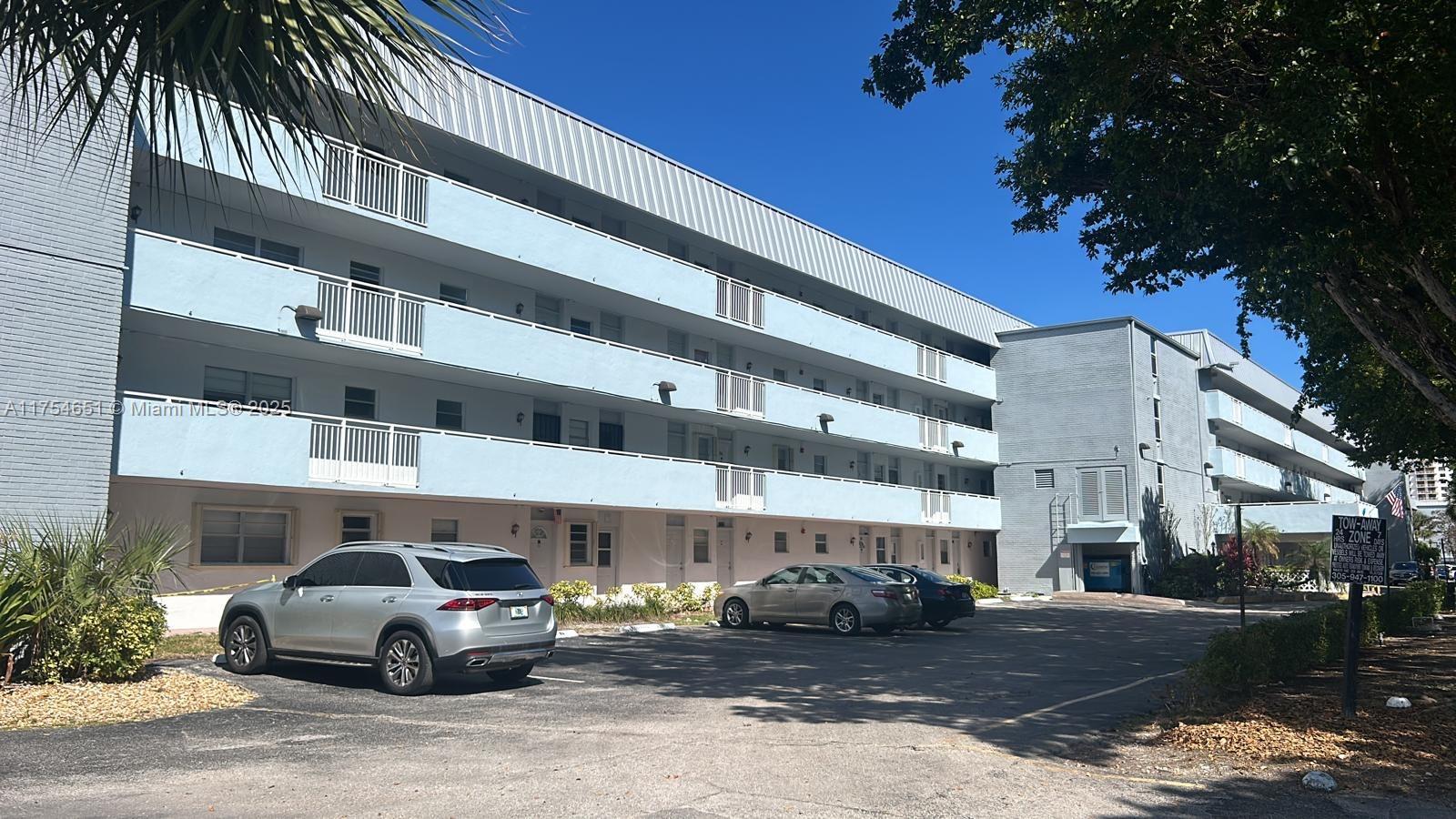 Property for Sale at 3725 Ne 169th St 400, North Miami Beach, Miami-Dade County, Florida - Bedrooms: 2 
Bathrooms: 2  - $259,900