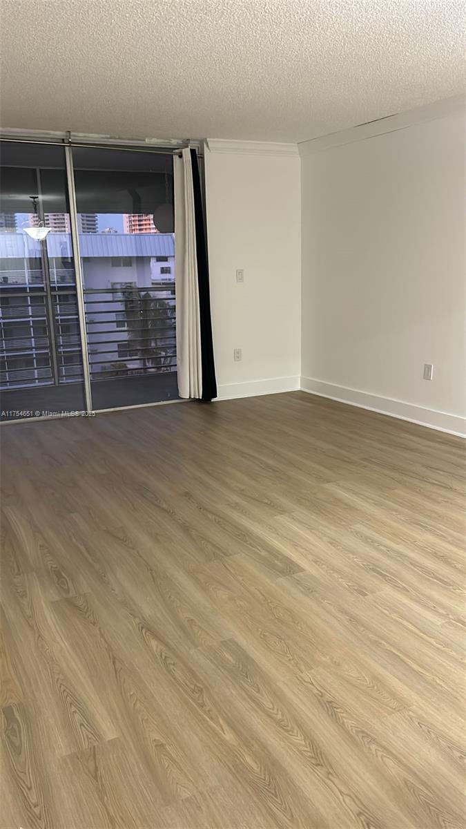 EDEN ISLES CONDO PART 2 - Residential