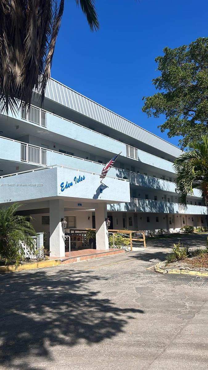 EDEN ISLES CONDO PART 2 - Residential