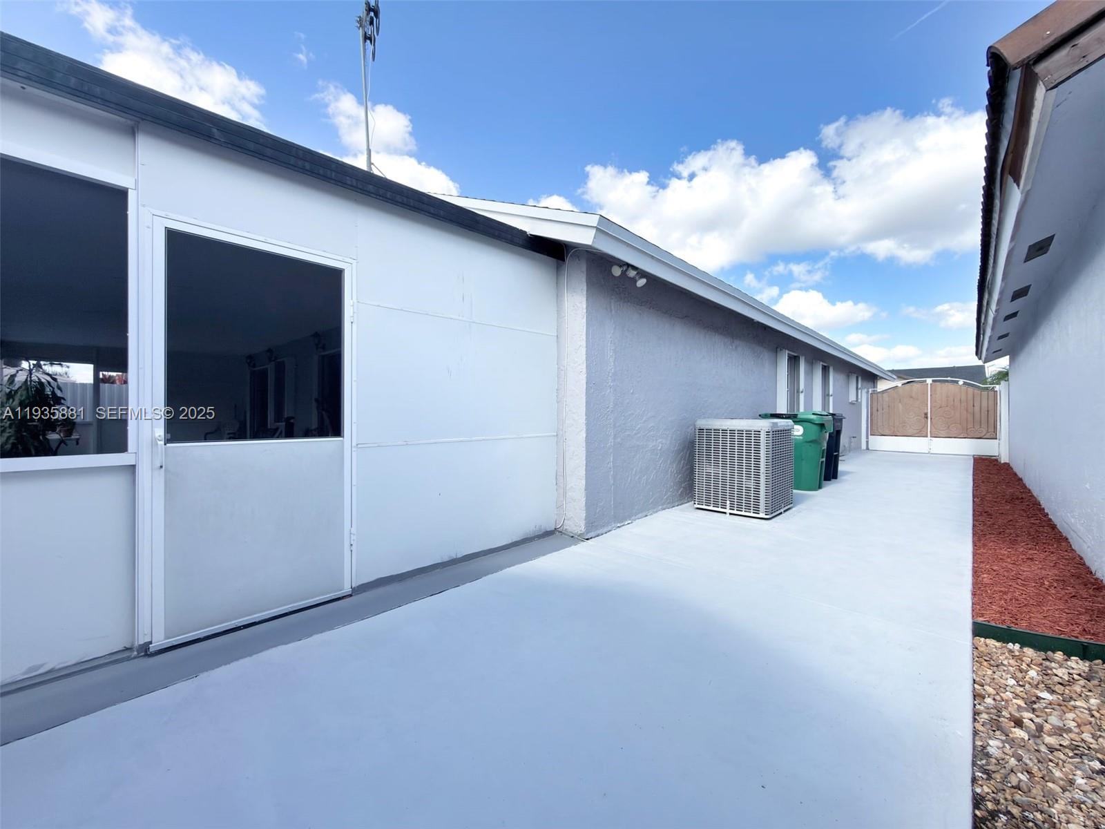 BIRD LAKES SOUTH SEC 2 - Residential