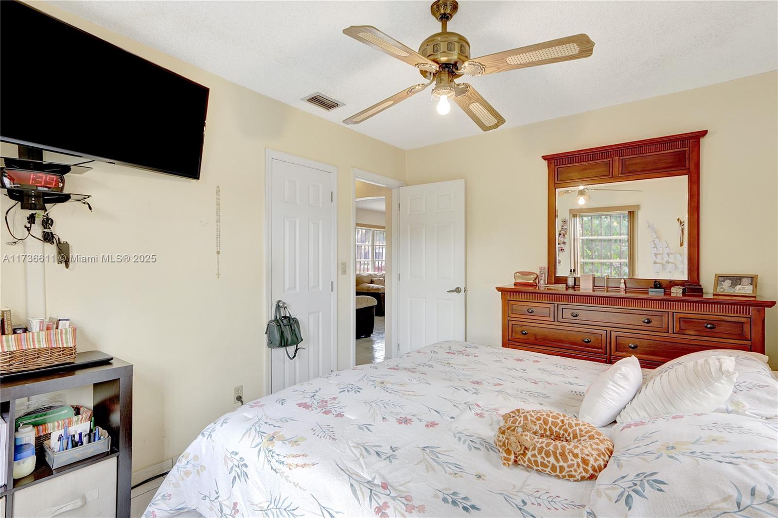 GROSSE POINTE HIGHLANDS - Residential