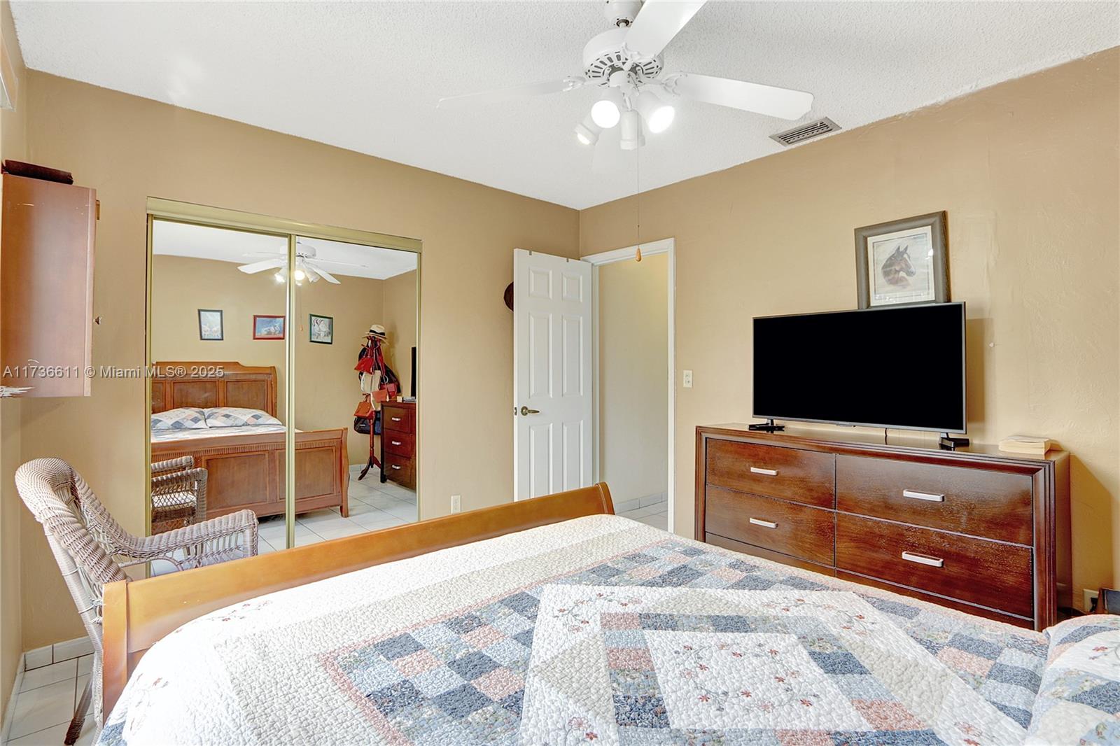 GROSSE POINTE HIGHLANDS - Residential