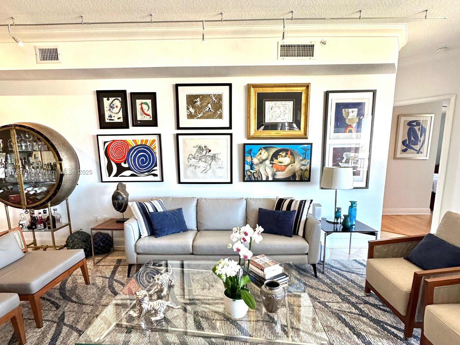 LAKE VILLA THREE CONDO - Residential