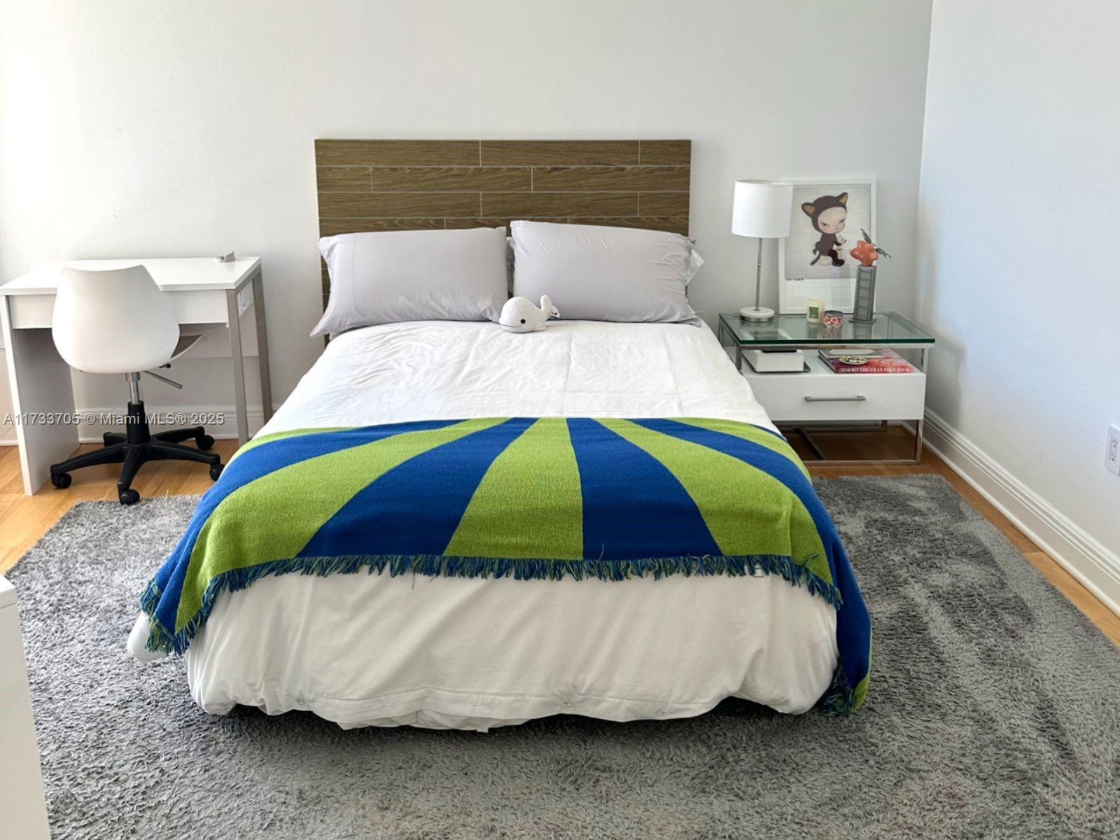 LAKE VILLA THREE CONDO - Residential