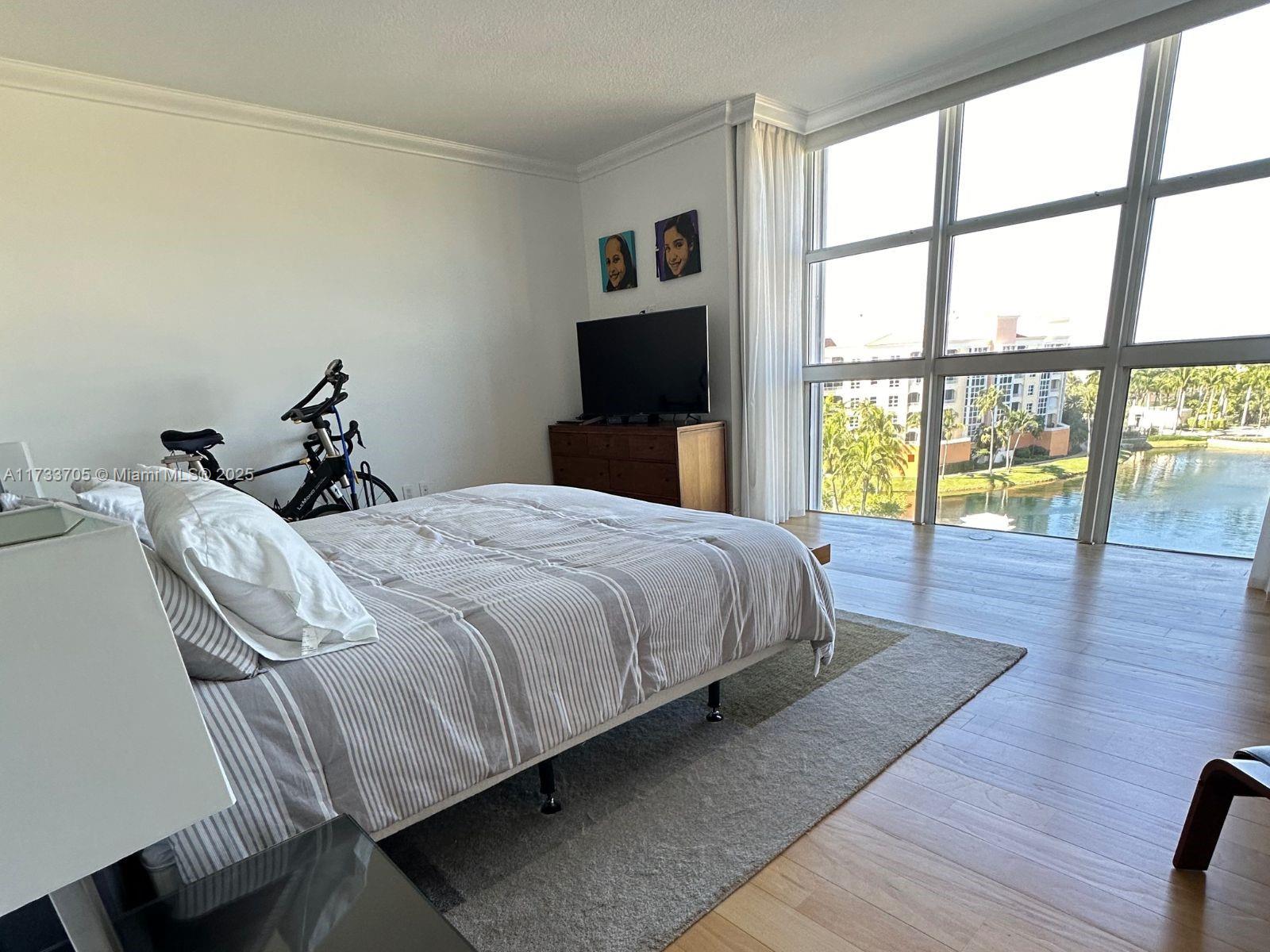 LAKE VILLA THREE CONDO - Residential