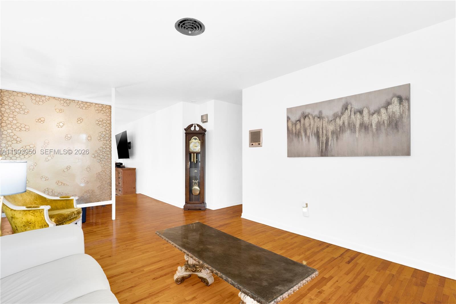 SUNSHINE SUB - Residential