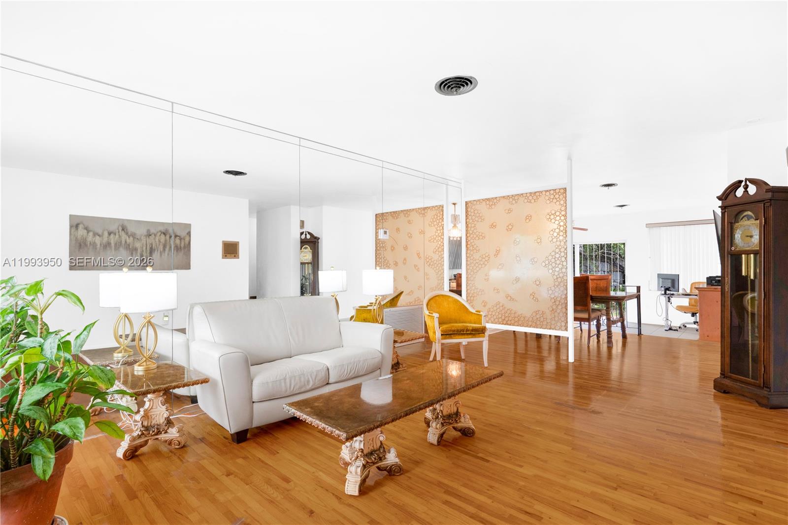 SUNSHINE SUB - Residential