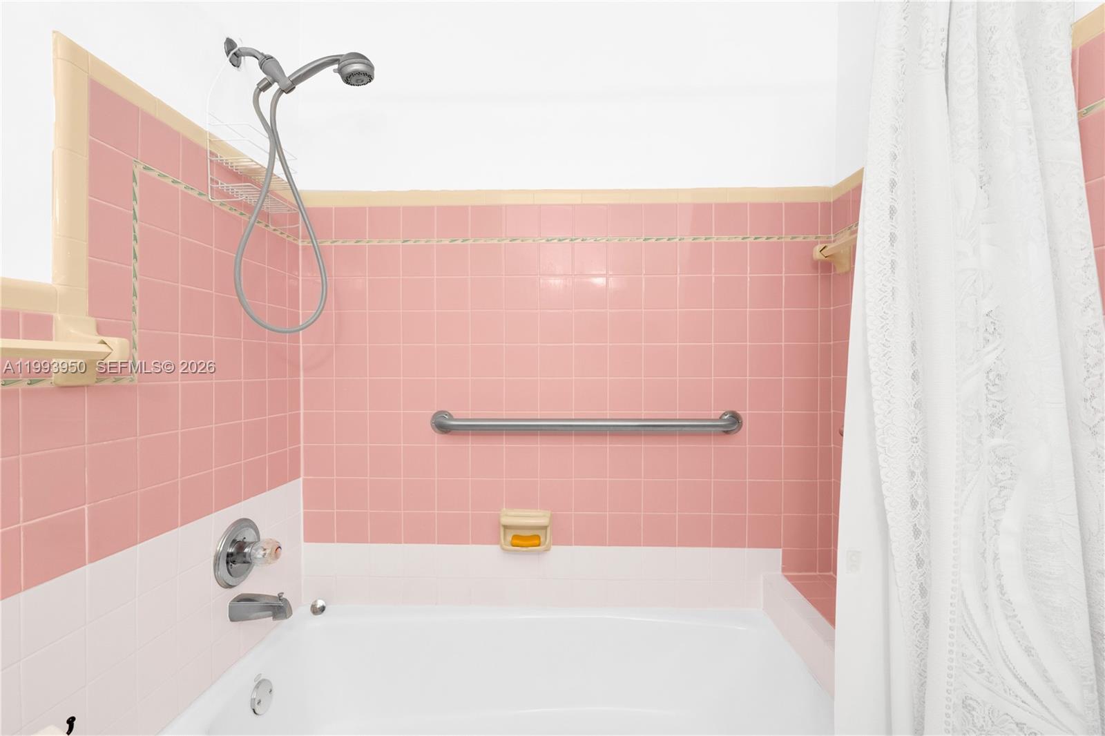 SUNSHINE SUB - Residential