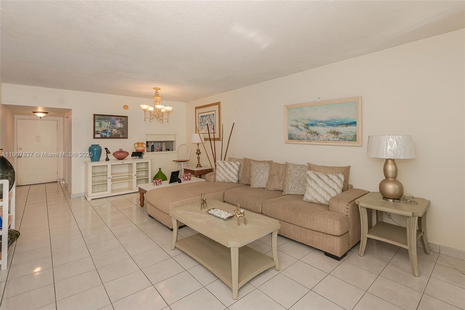 FOURTH MOORINGS CONDO - Residential