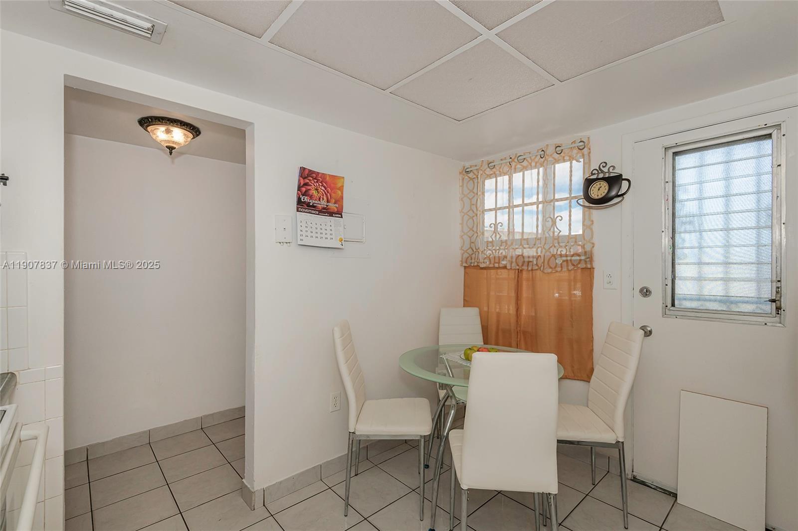 FOURTH MOORINGS CONDO - Residential