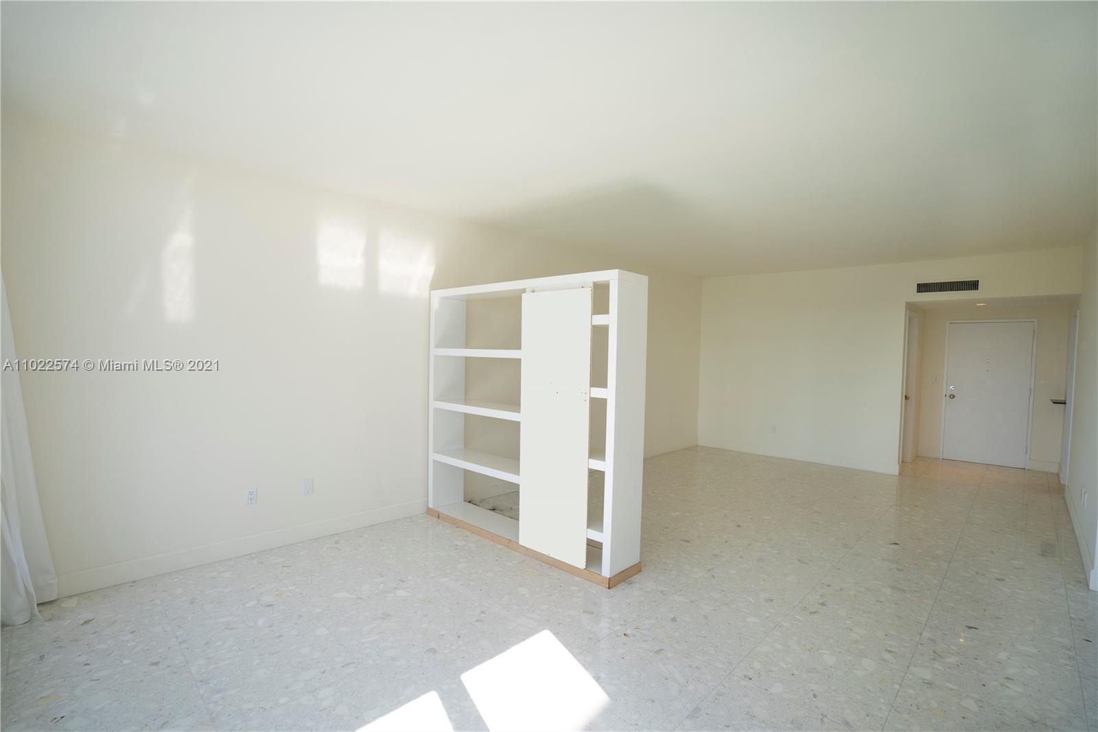 BLAIR HOUSE CONDO - WEST - Residential