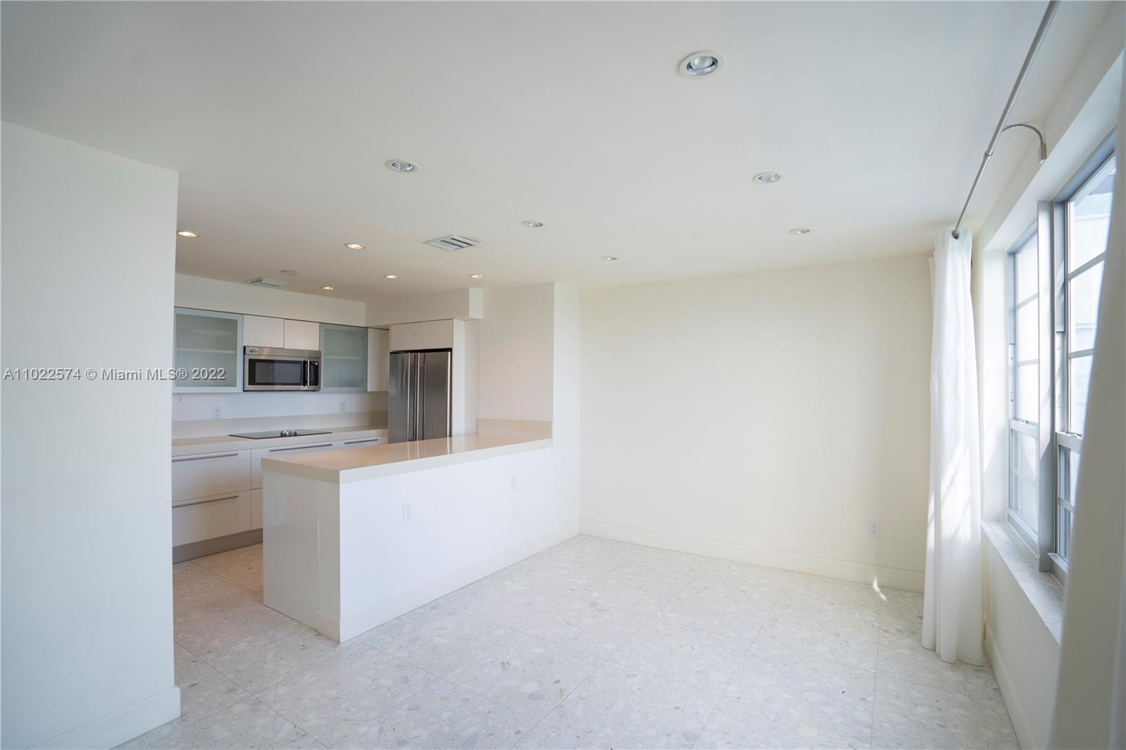 BLAIR HOUSE CONDO - WEST - Residential