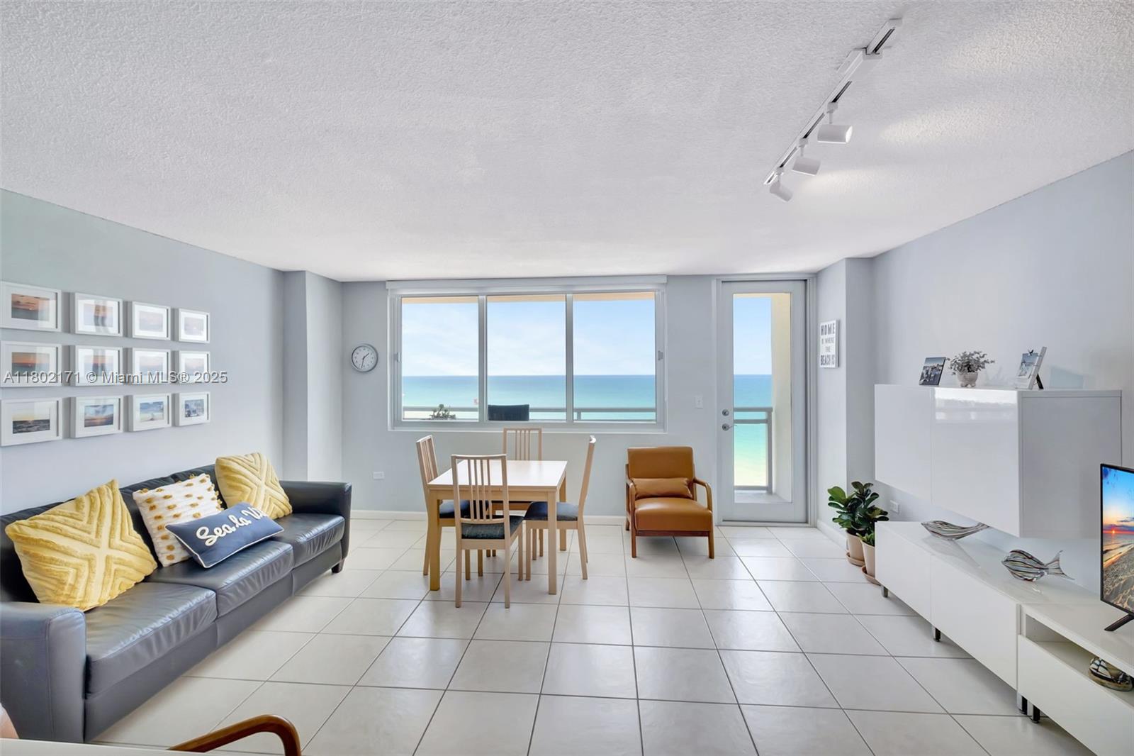 Burleigh House Condo - Residential