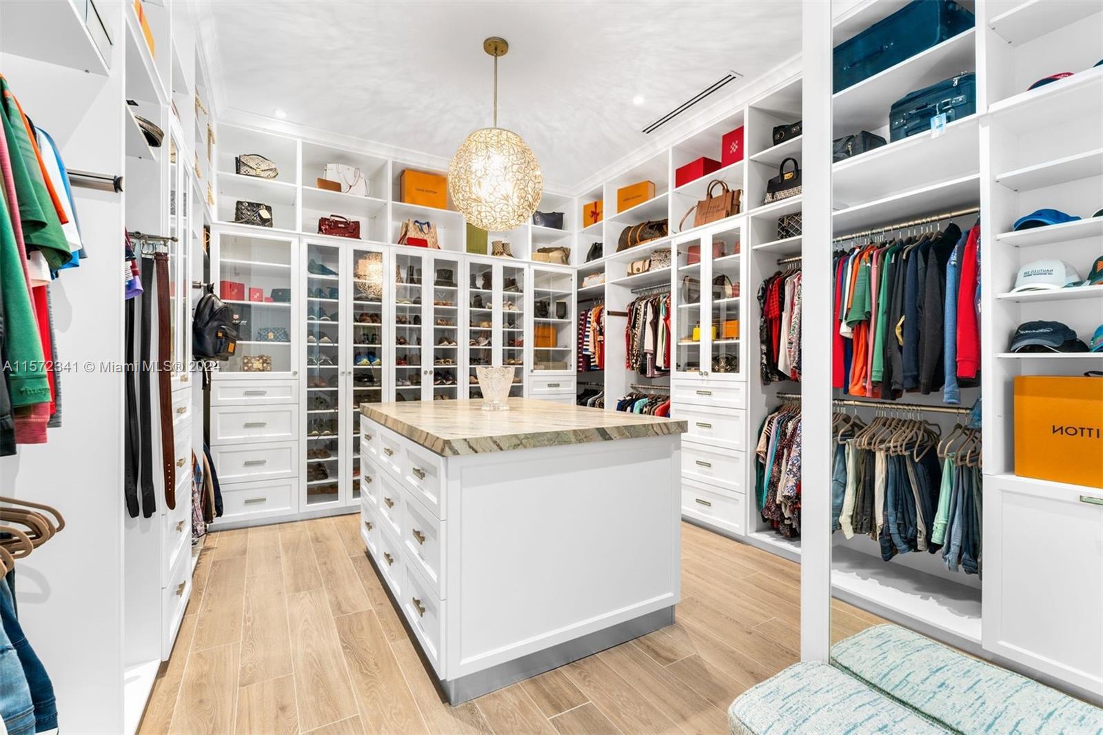 SOLAR GARDENS - Residential