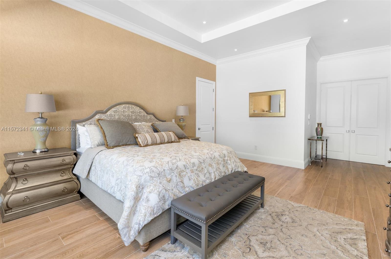 SOLAR GARDENS - Residential