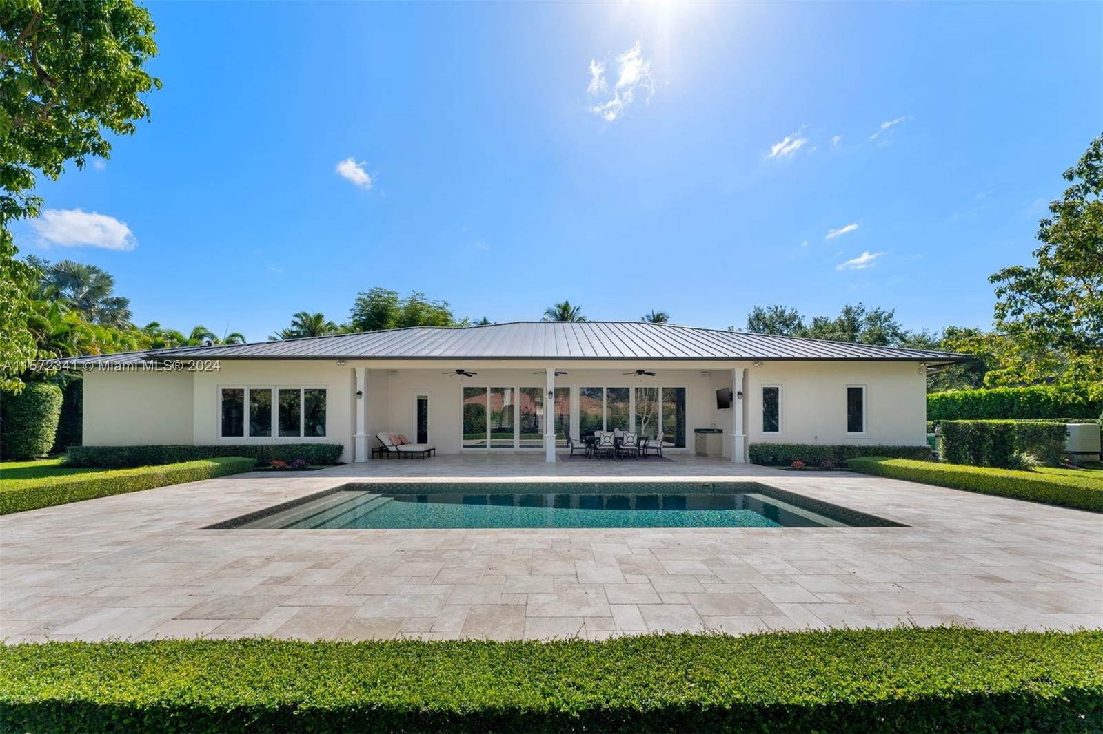 SOLAR GARDENS - Residential