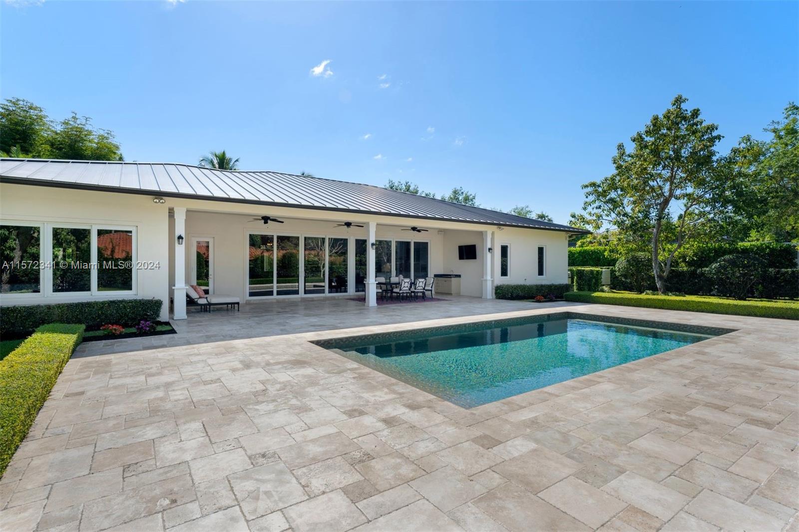 SOLAR GARDENS - Residential