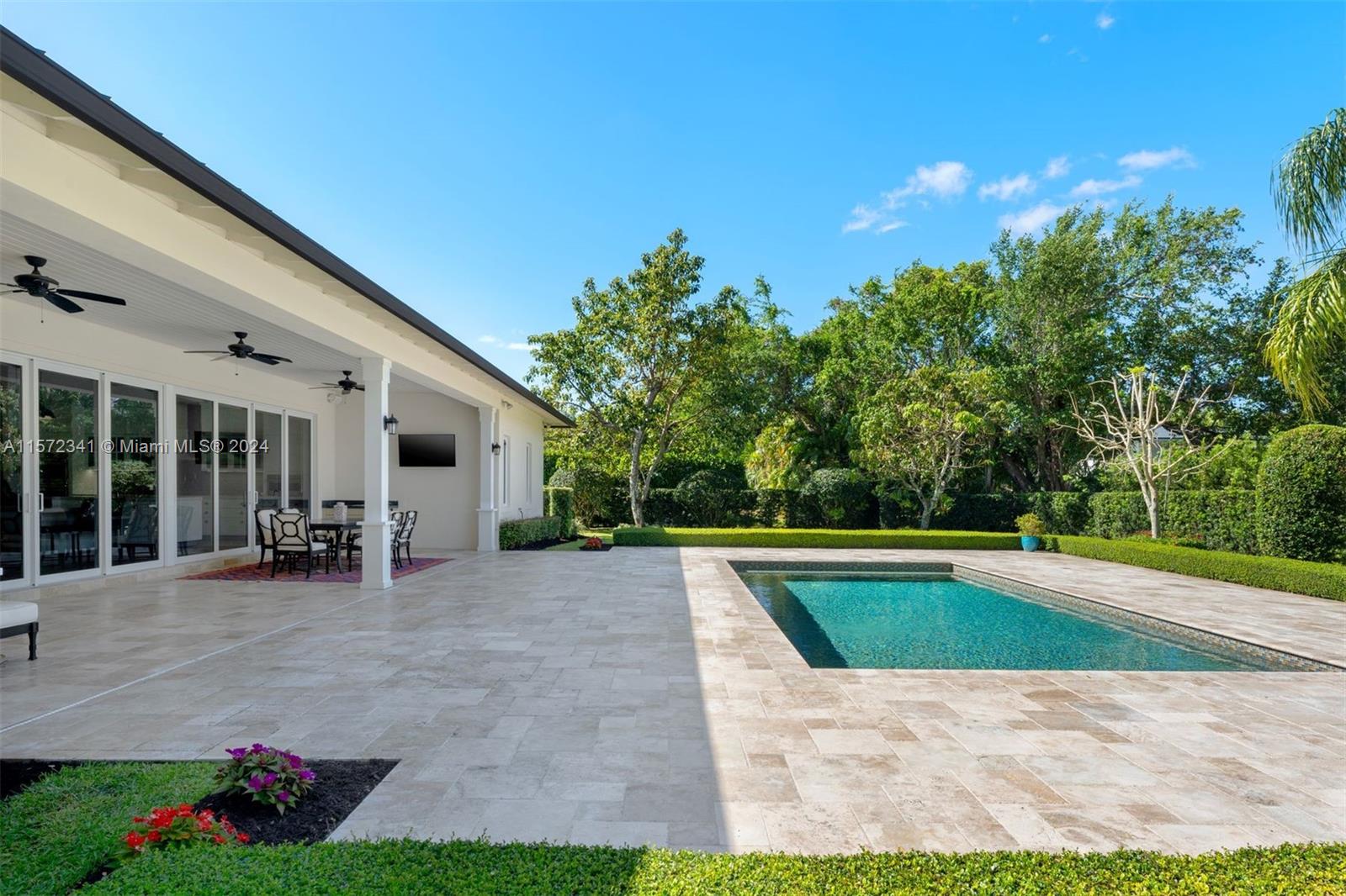 SOLAR GARDENS - Residential