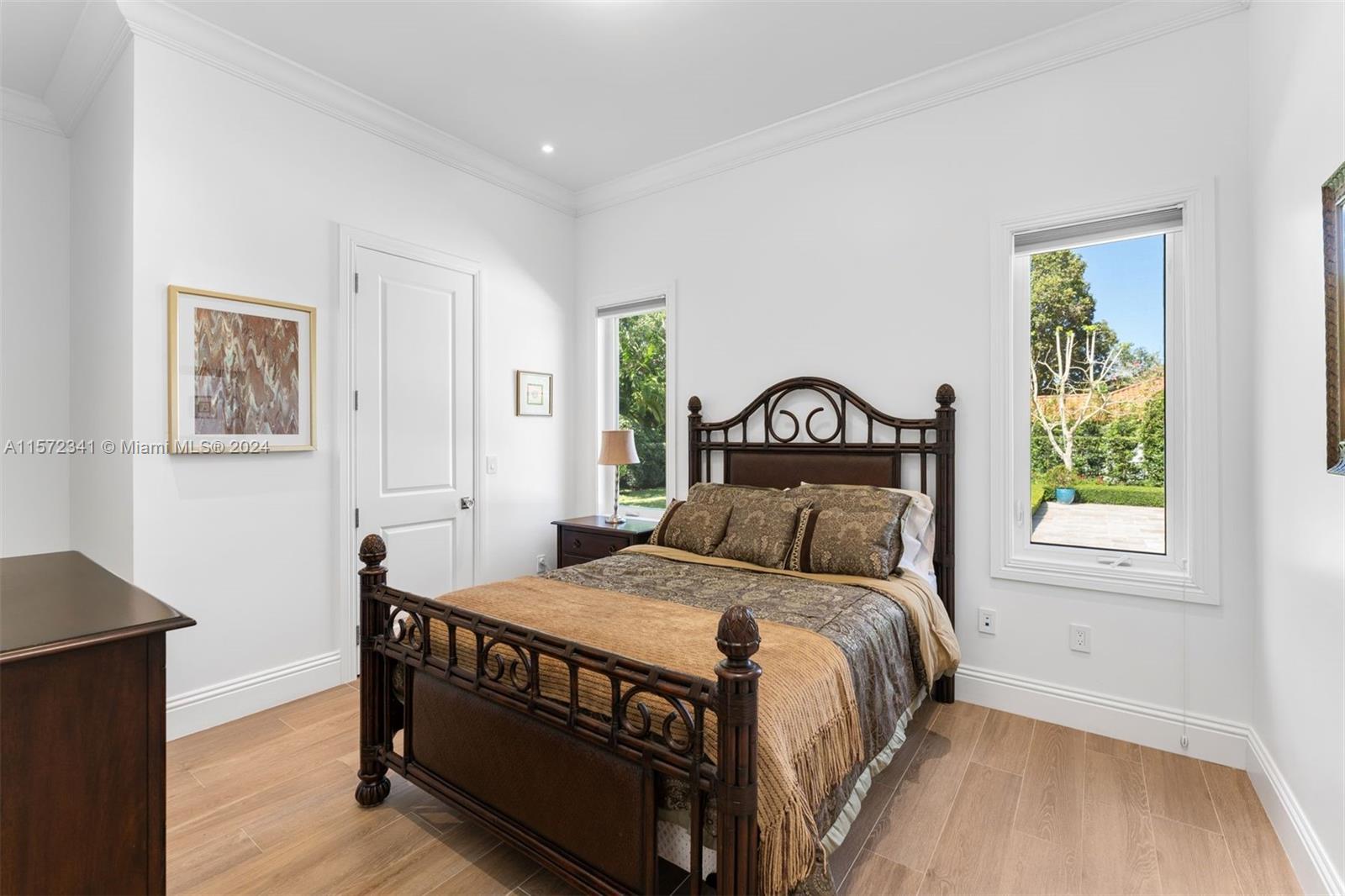 SOLAR GARDENS - Residential