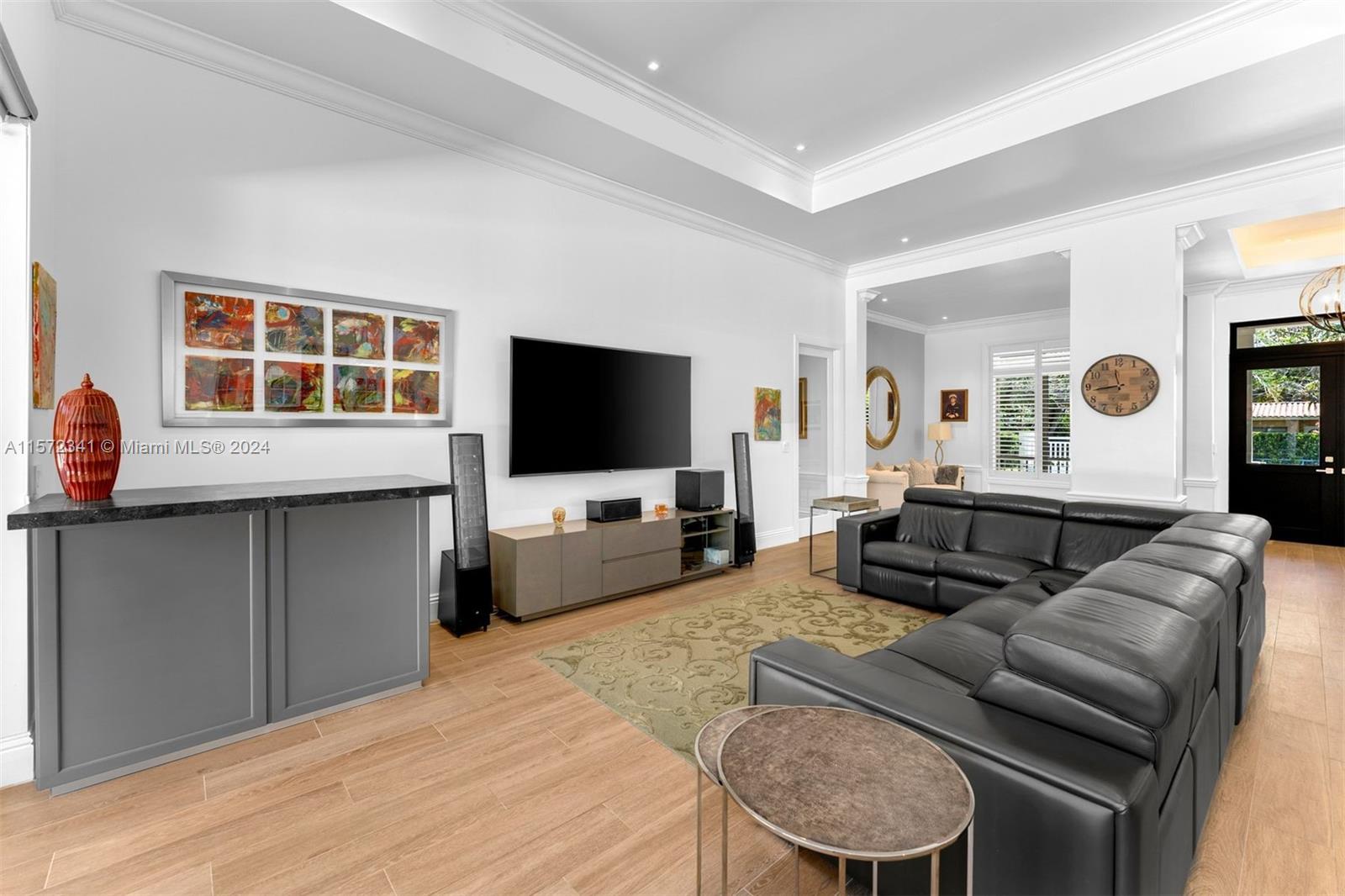 SOLAR GARDENS - Residential