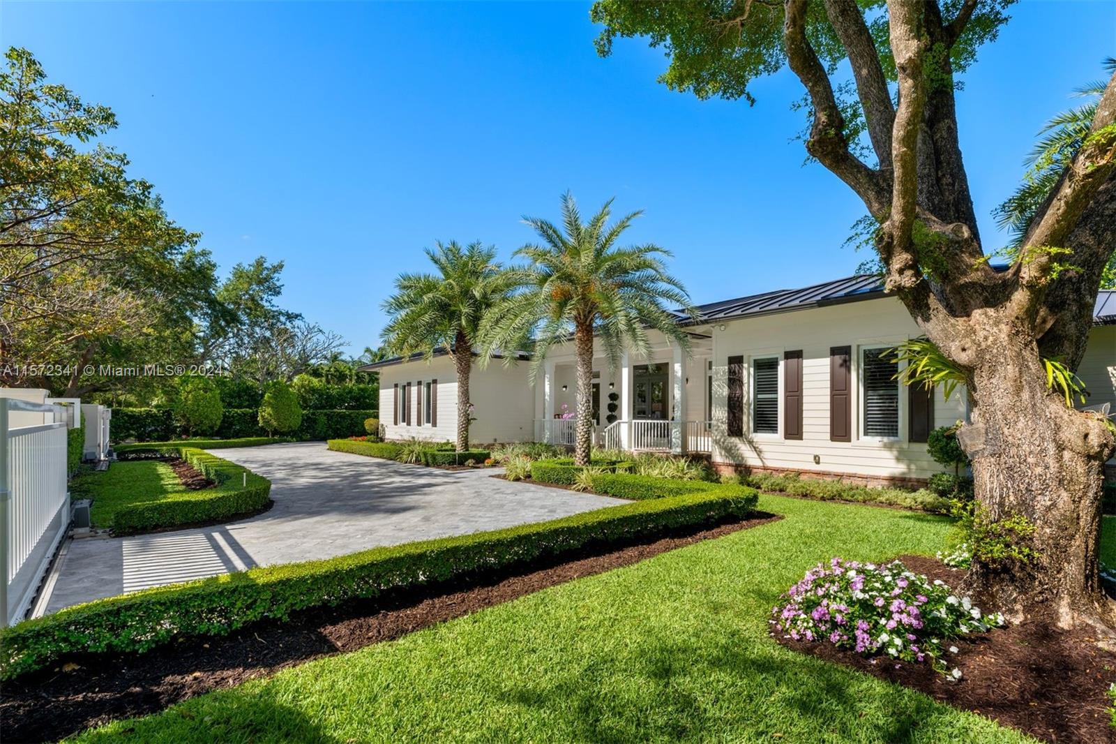 SOLAR GARDENS - Residential