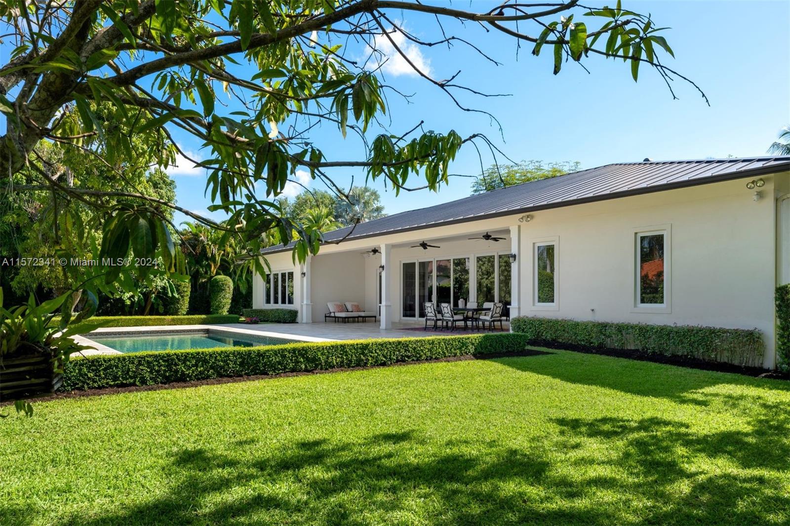 SOLAR GARDENS - Residential