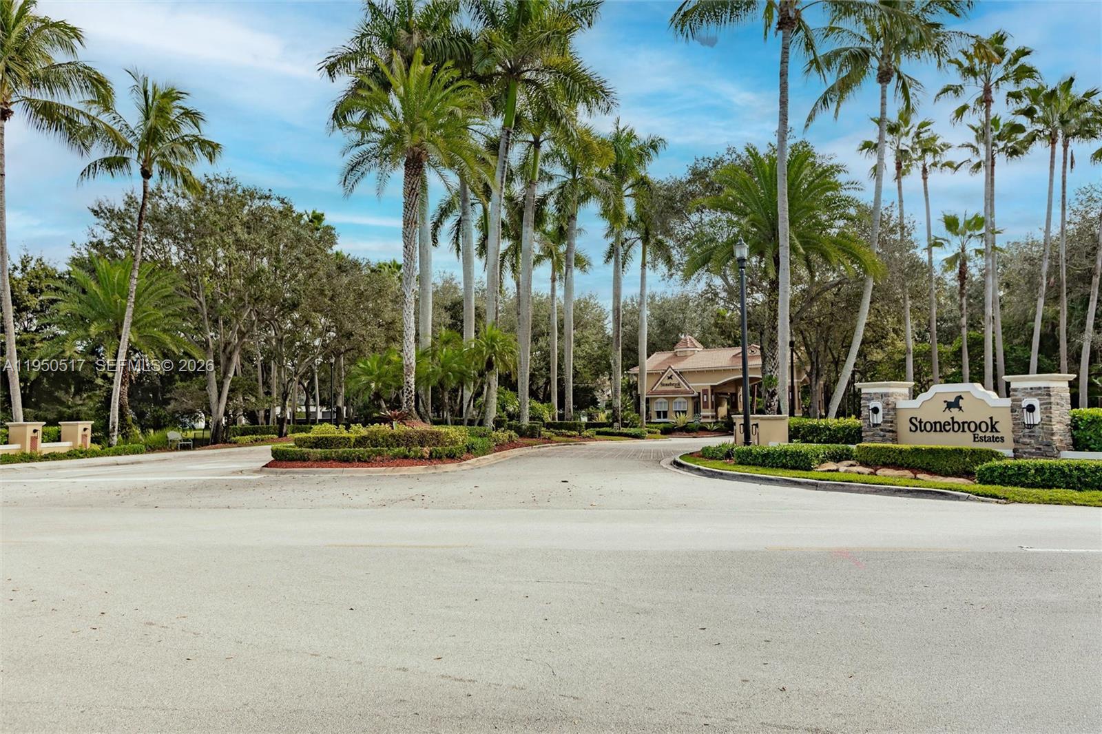 KAPOK GROVE ESTATES - Residential