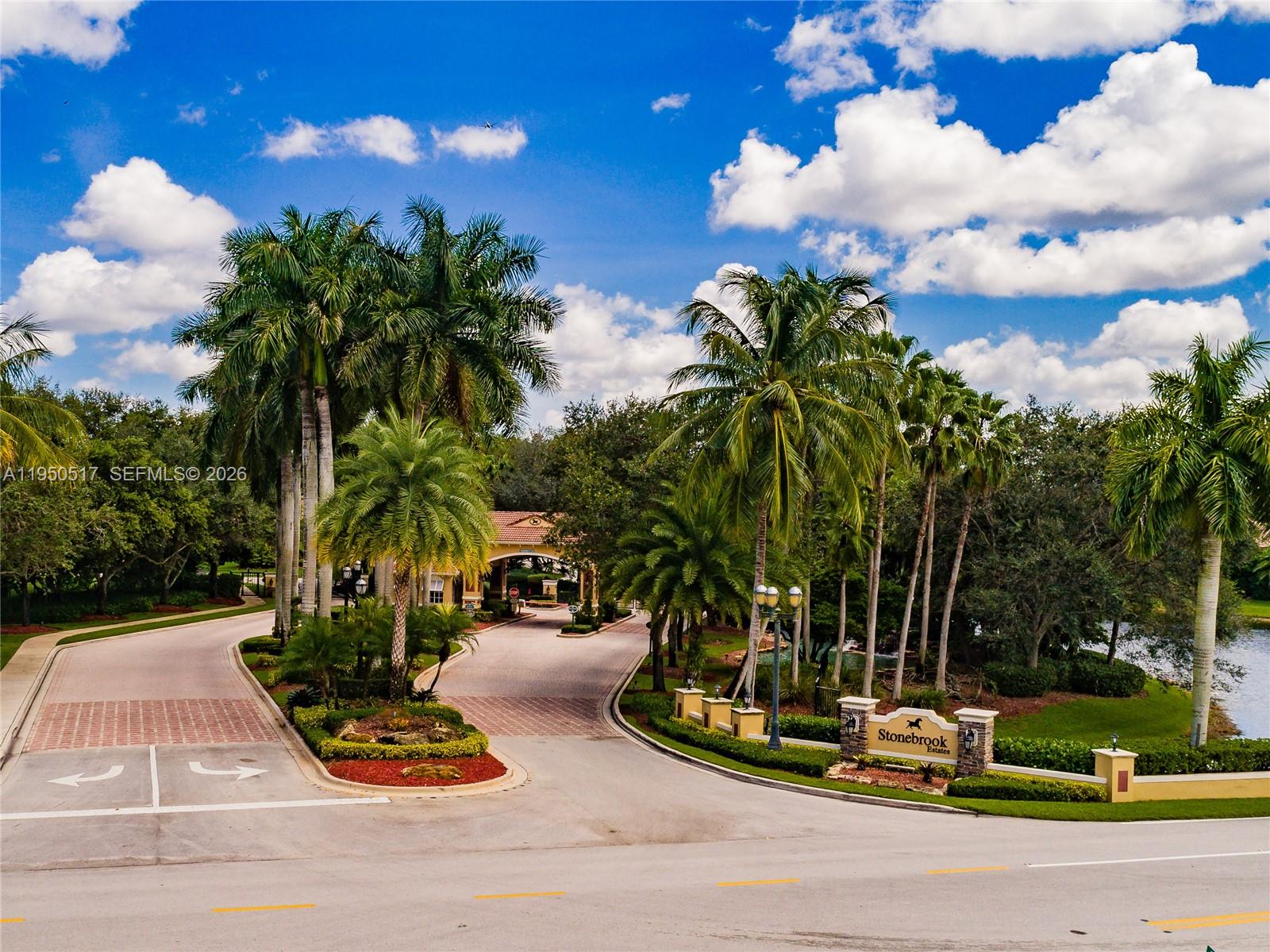 KAPOK GROVE ESTATES - Residential