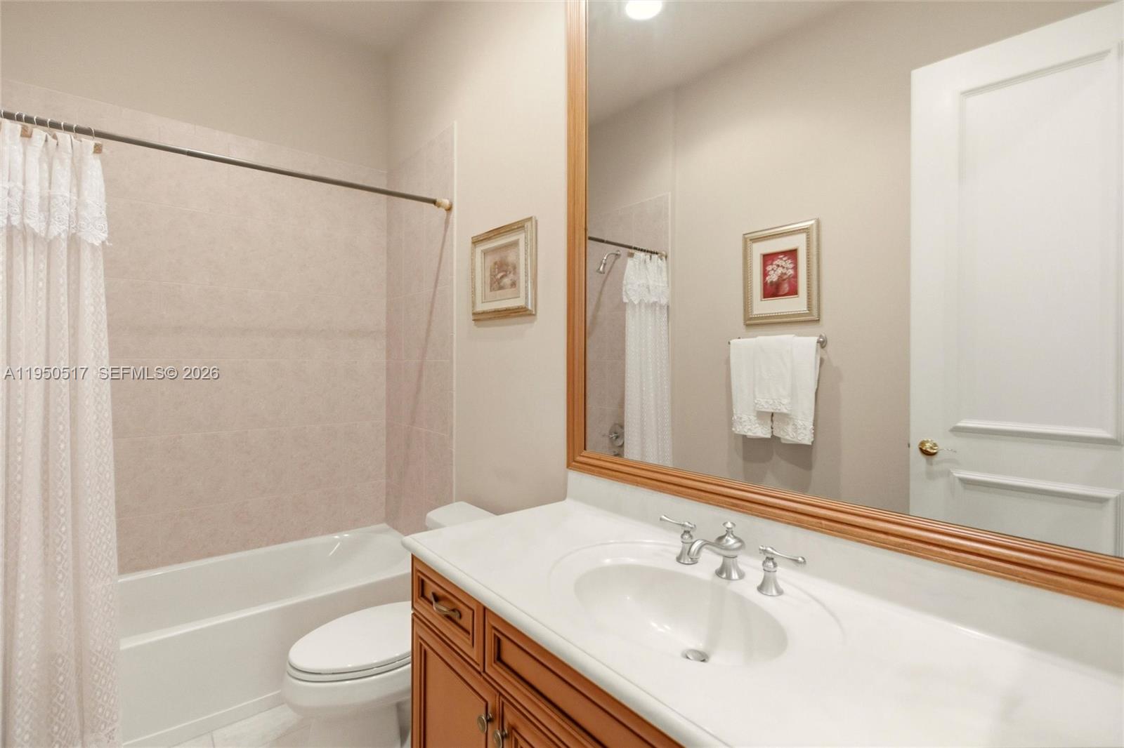 KAPOK GROVE ESTATES - Residential