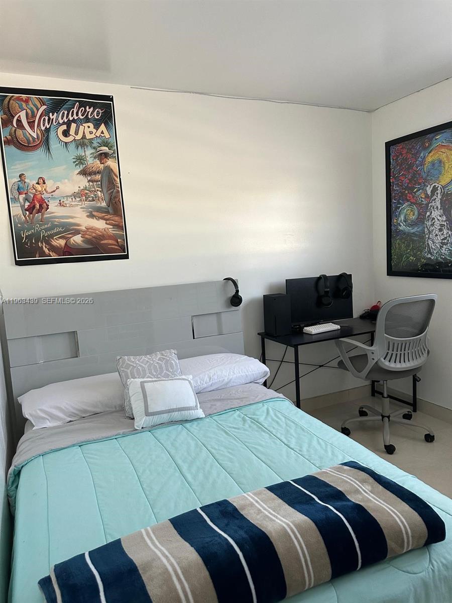 MYRTLE GROVE - Residential