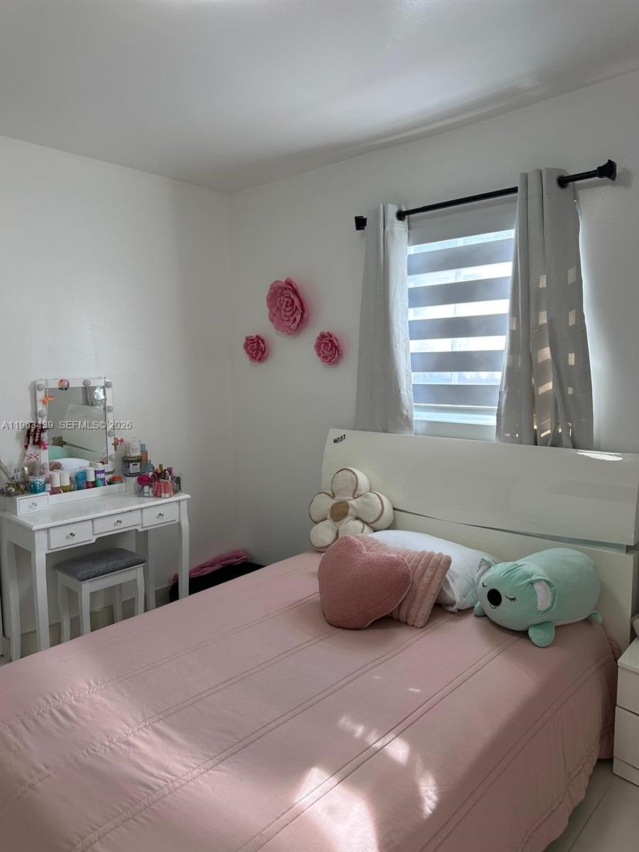 MYRTLE GROVE - Residential