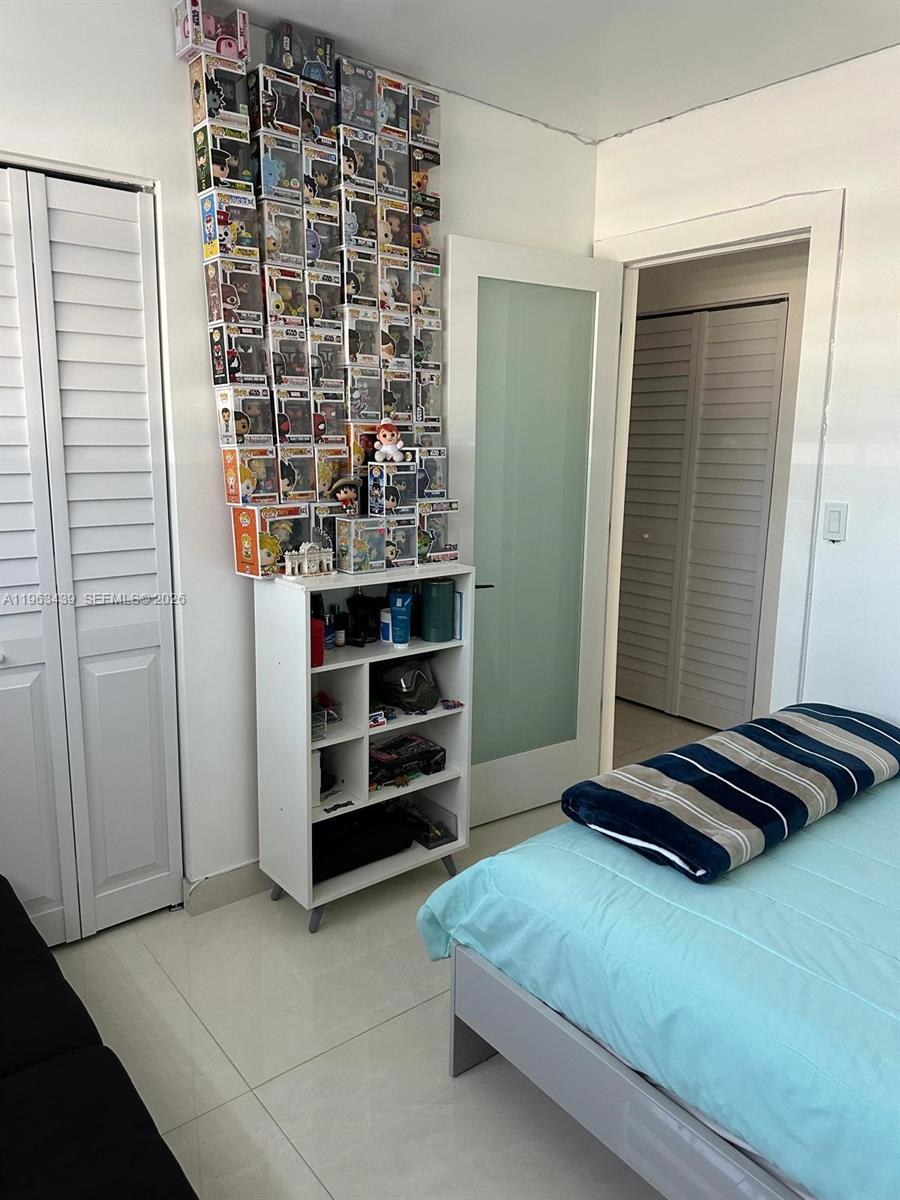 MYRTLE GROVE - Residential