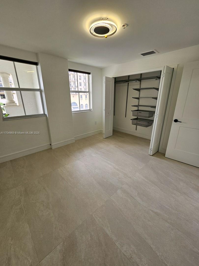 VILLA ZAMORA CONDO - Residential