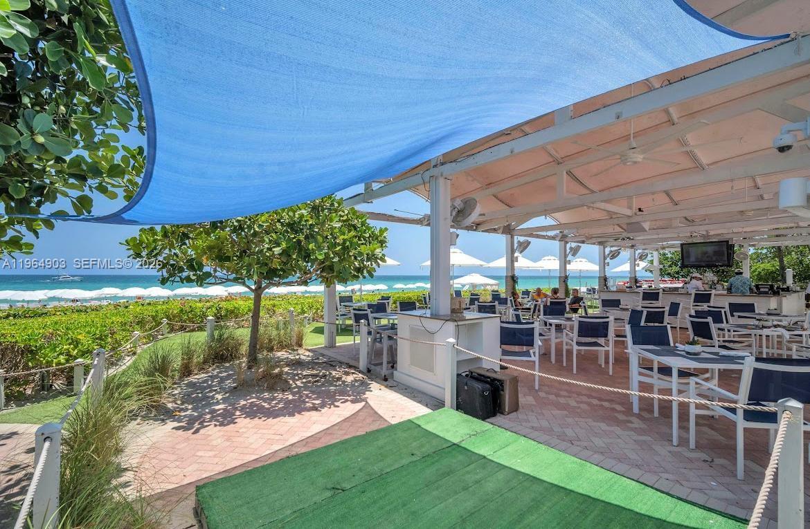 TRUMP INTERNATIONAL SONES - Residential