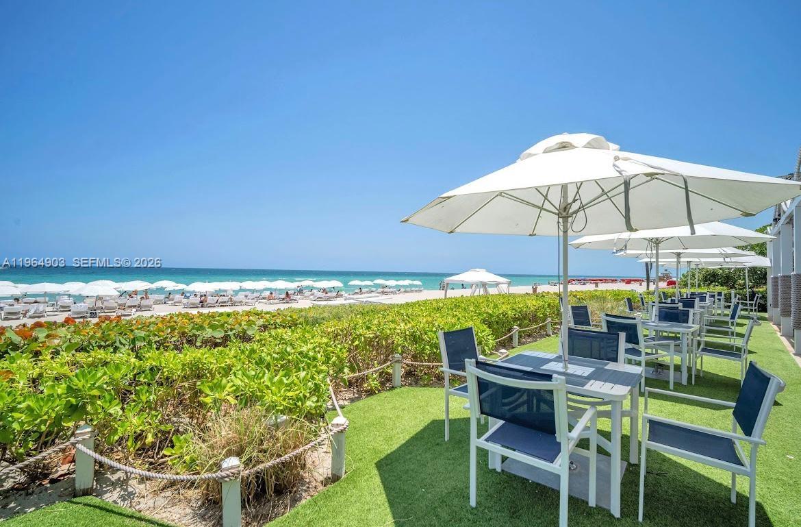 TRUMP INTERNATIONAL SONES - Residential