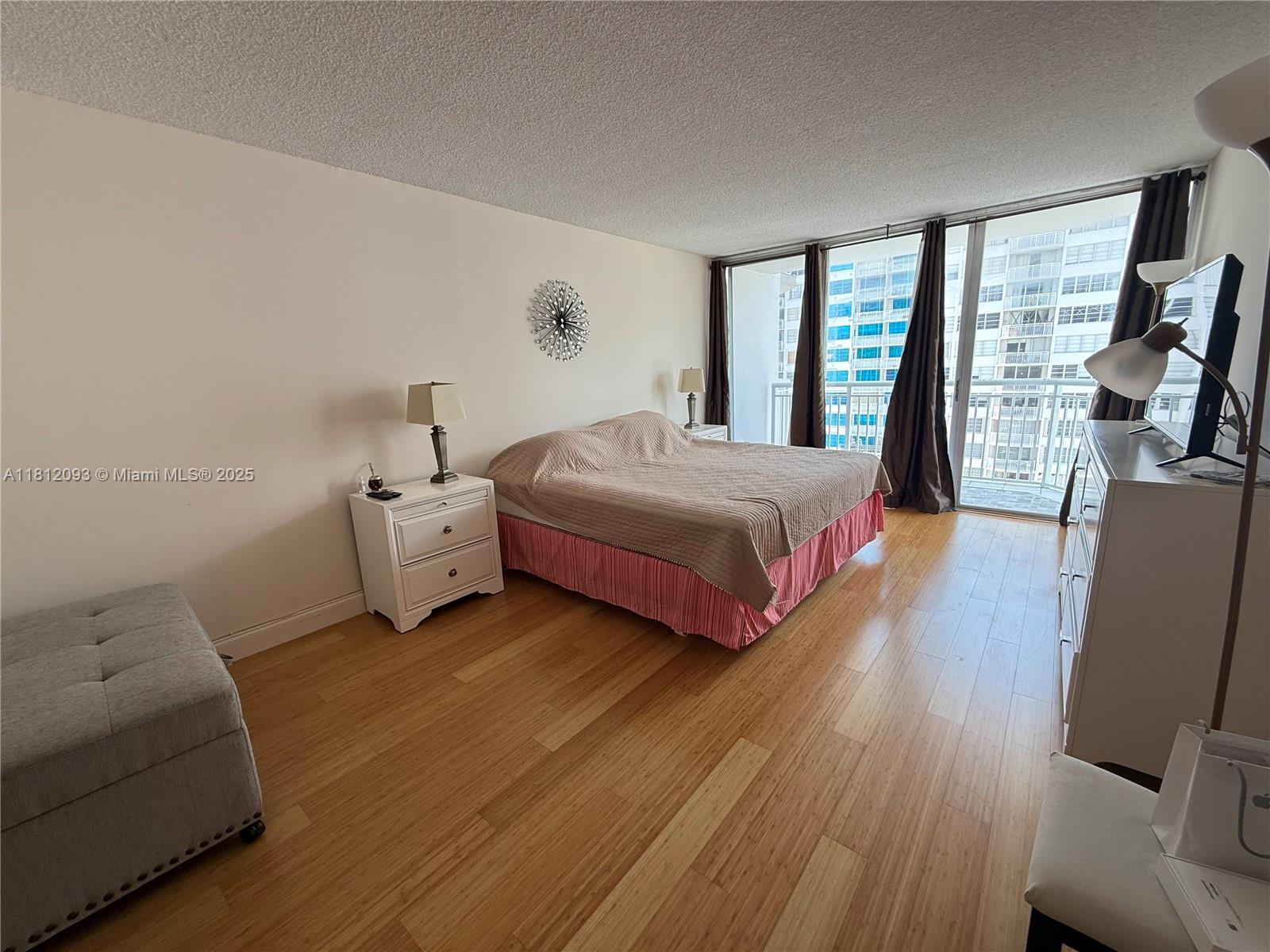 DEL PRADO MARINA - Residential
