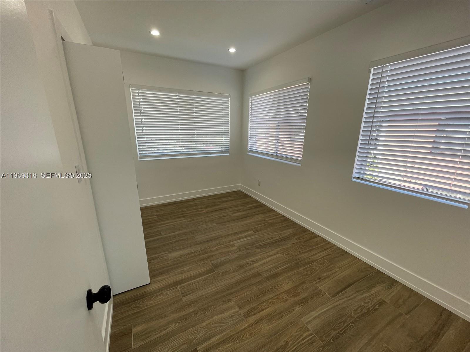 CITY OF MIAMI SOUTH - Residential Lease